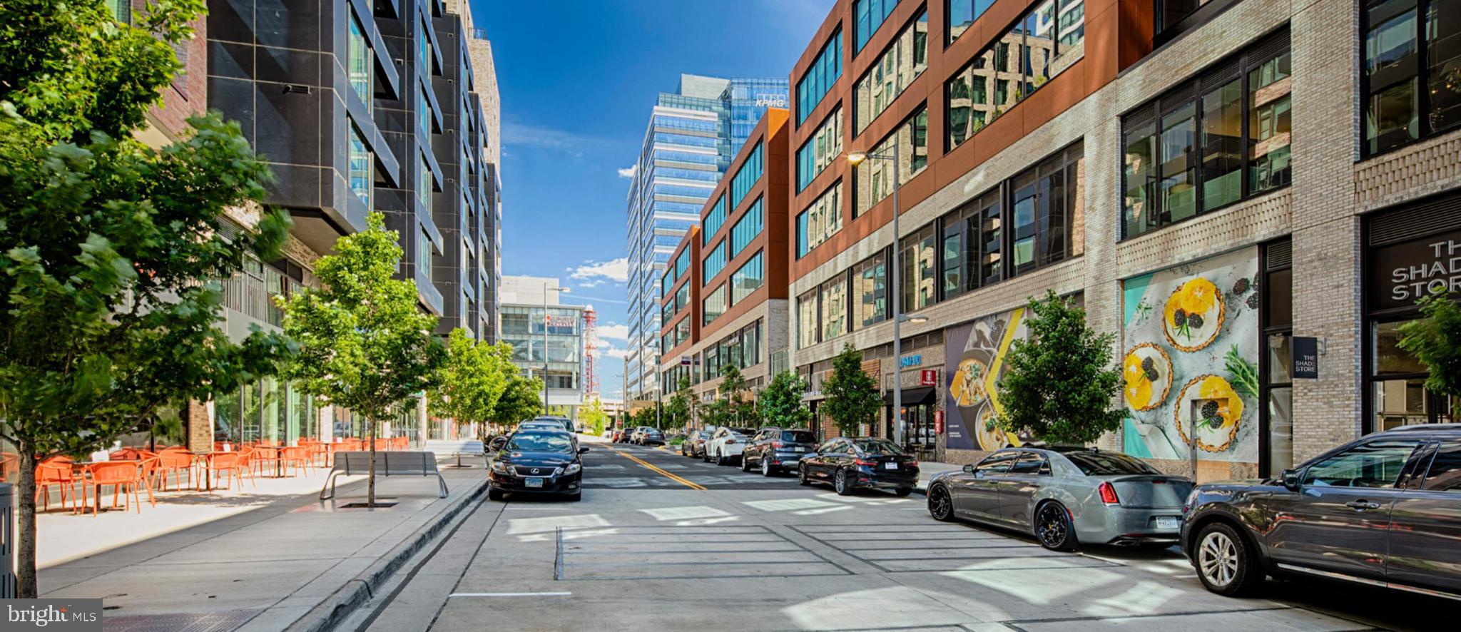 TYSONS WOODS - Residential