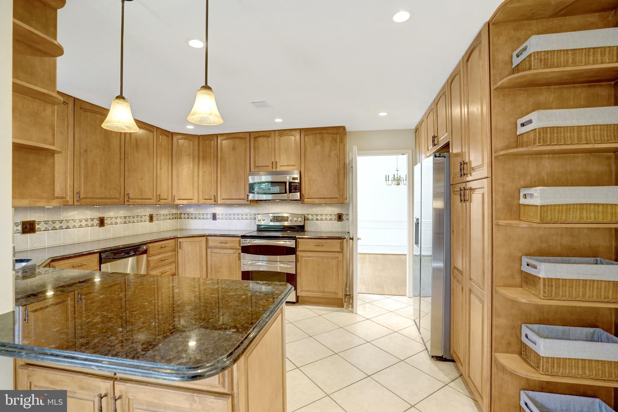 TYSONS WOODS - Residential