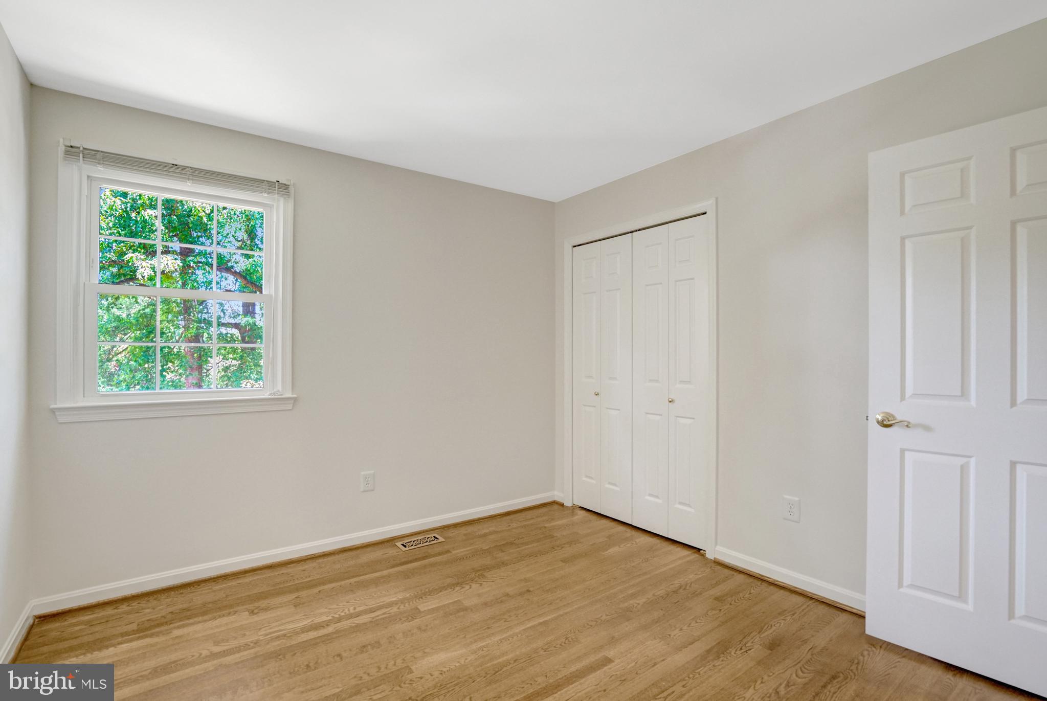 TYSONS WOODS - Residential