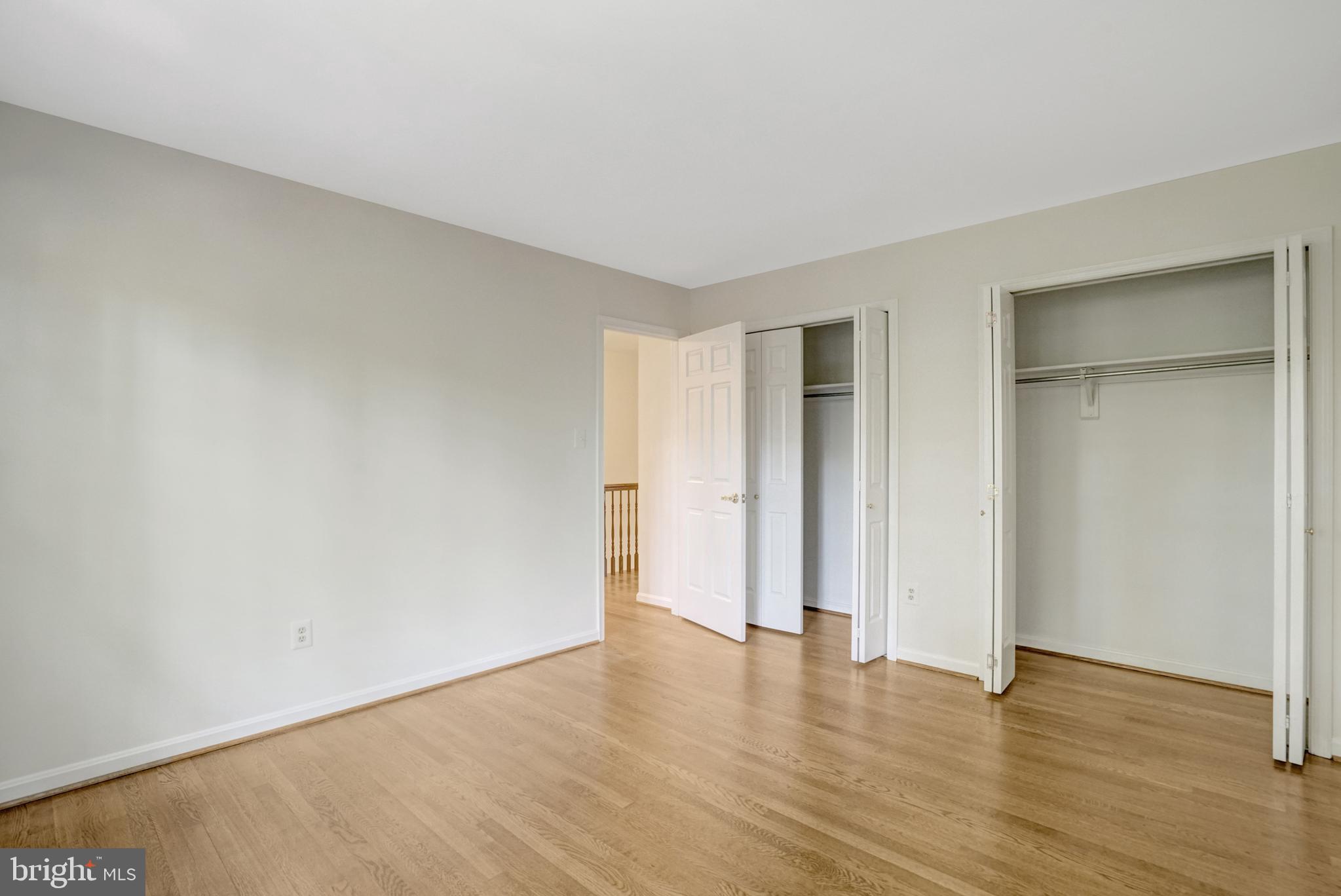 TYSONS WOODS - Residential