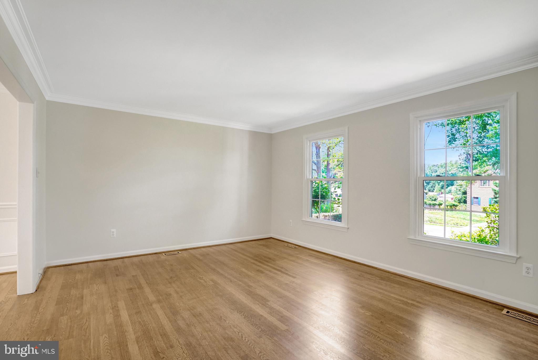 TYSONS WOODS - Residential
