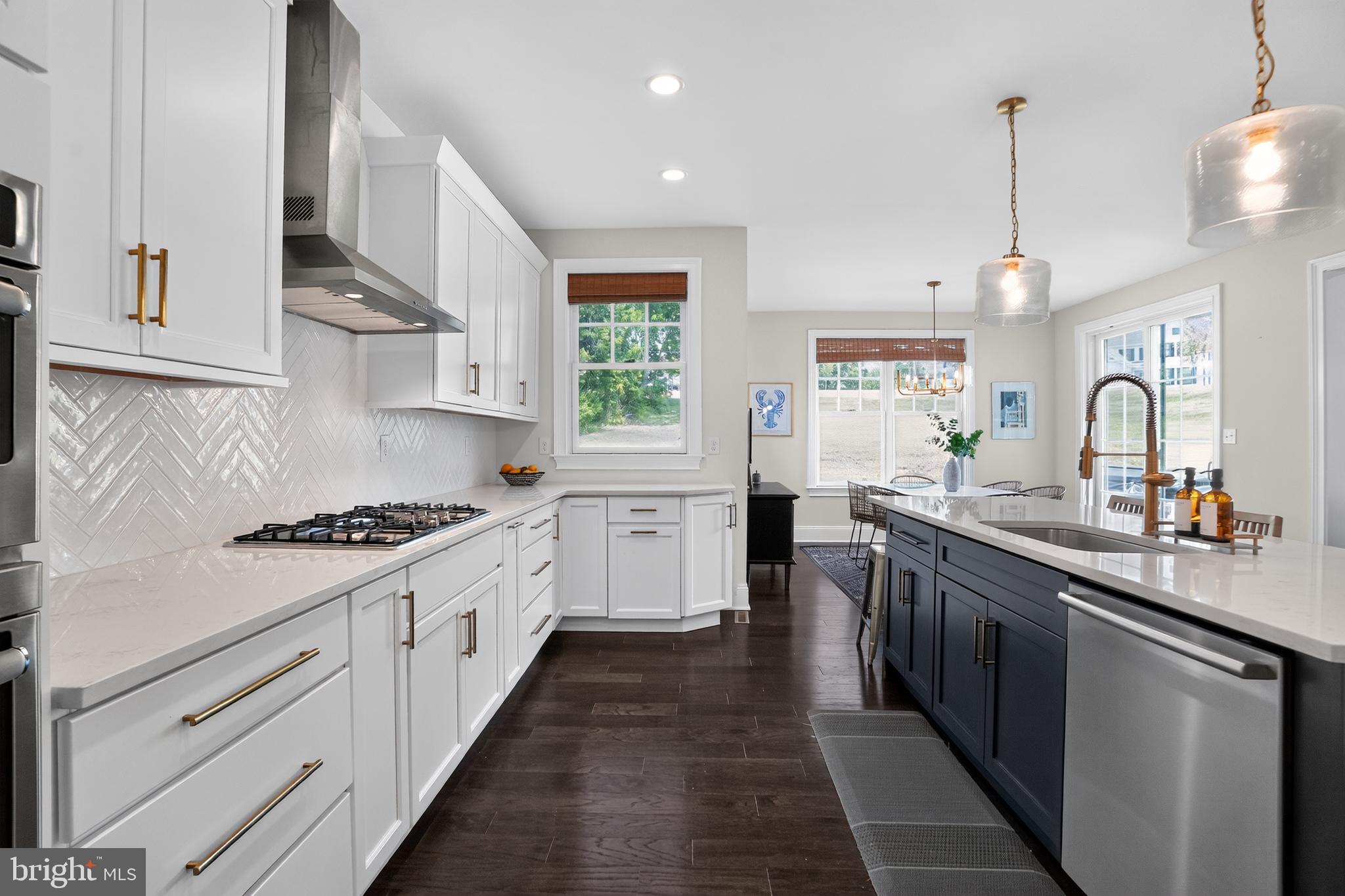 THE VILLAGES AT NORTHRIDGE - Residential