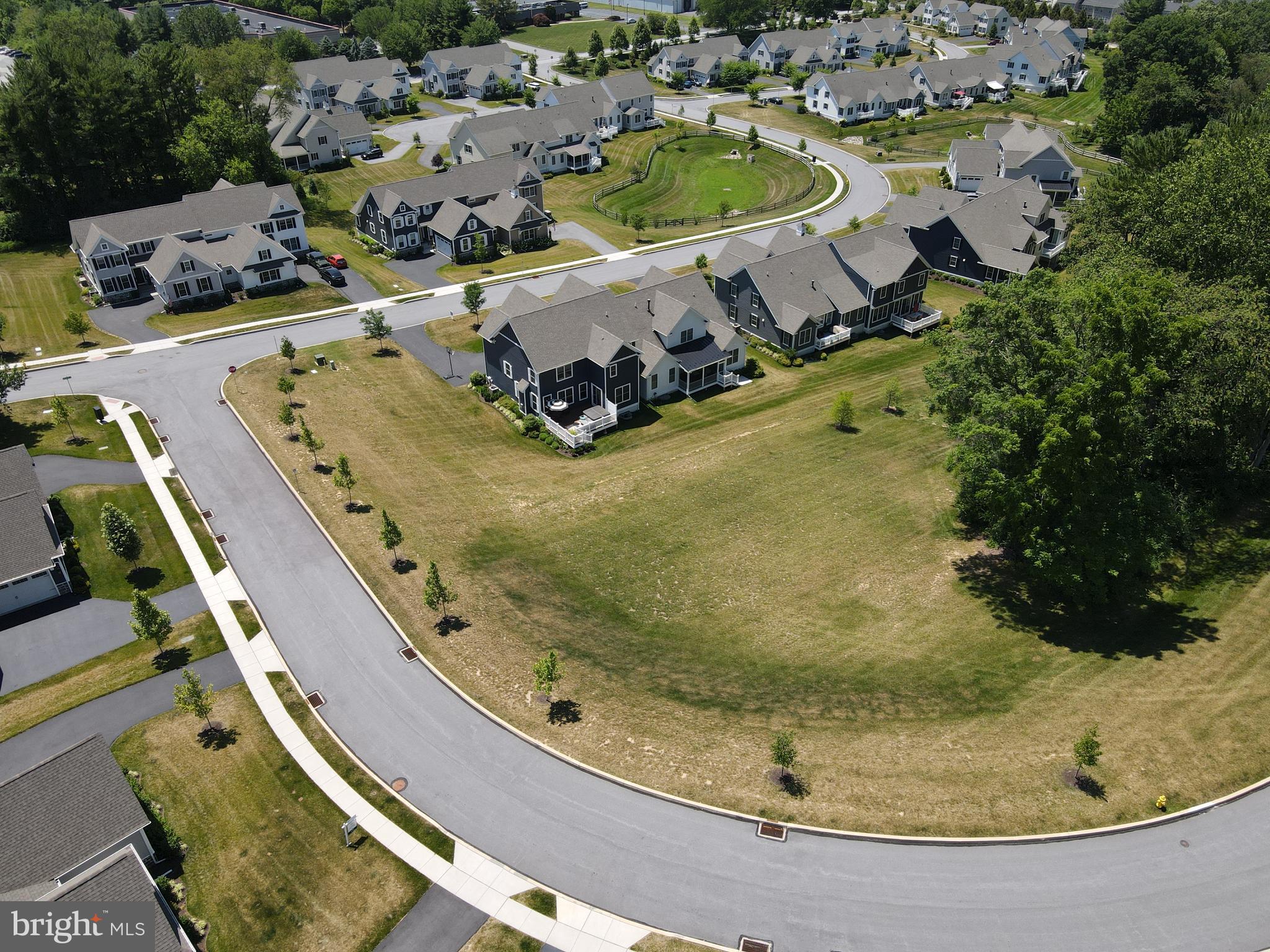 THE VILLAGES AT NORTHRIDGE - Residential