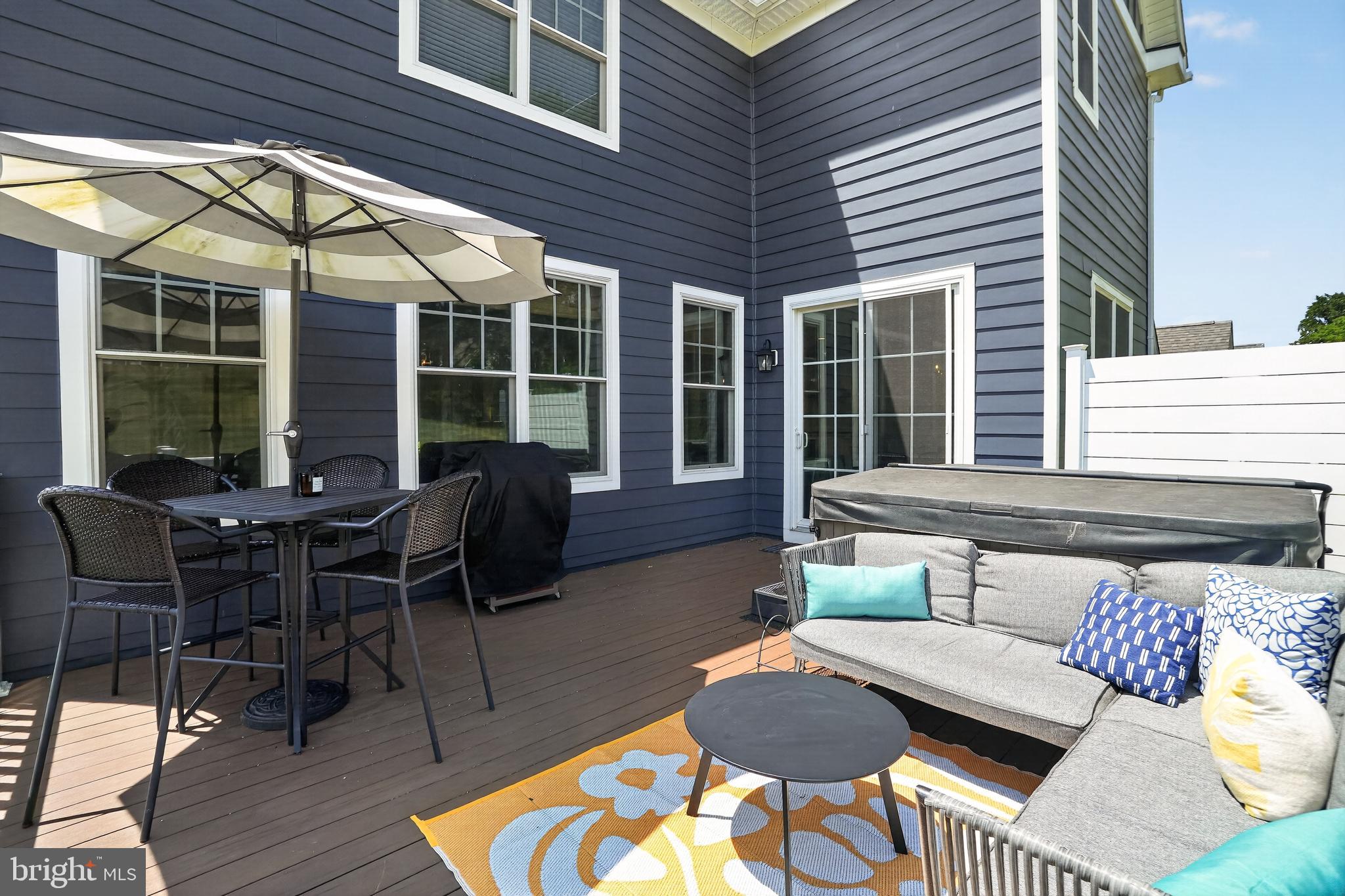 THE VILLAGES AT NORTHRIDGE - Residential
