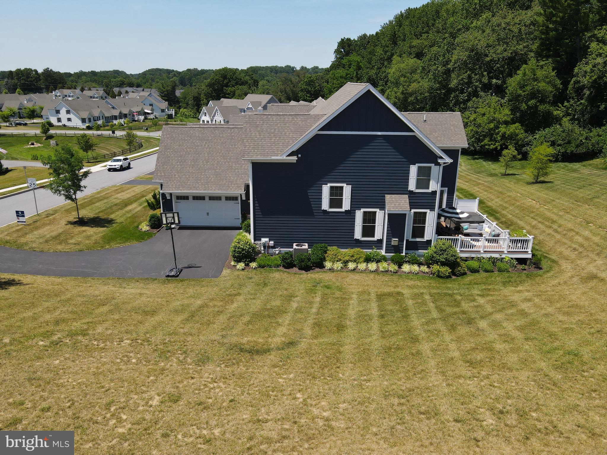 THE VILLAGES AT NORTHRIDGE - Residential