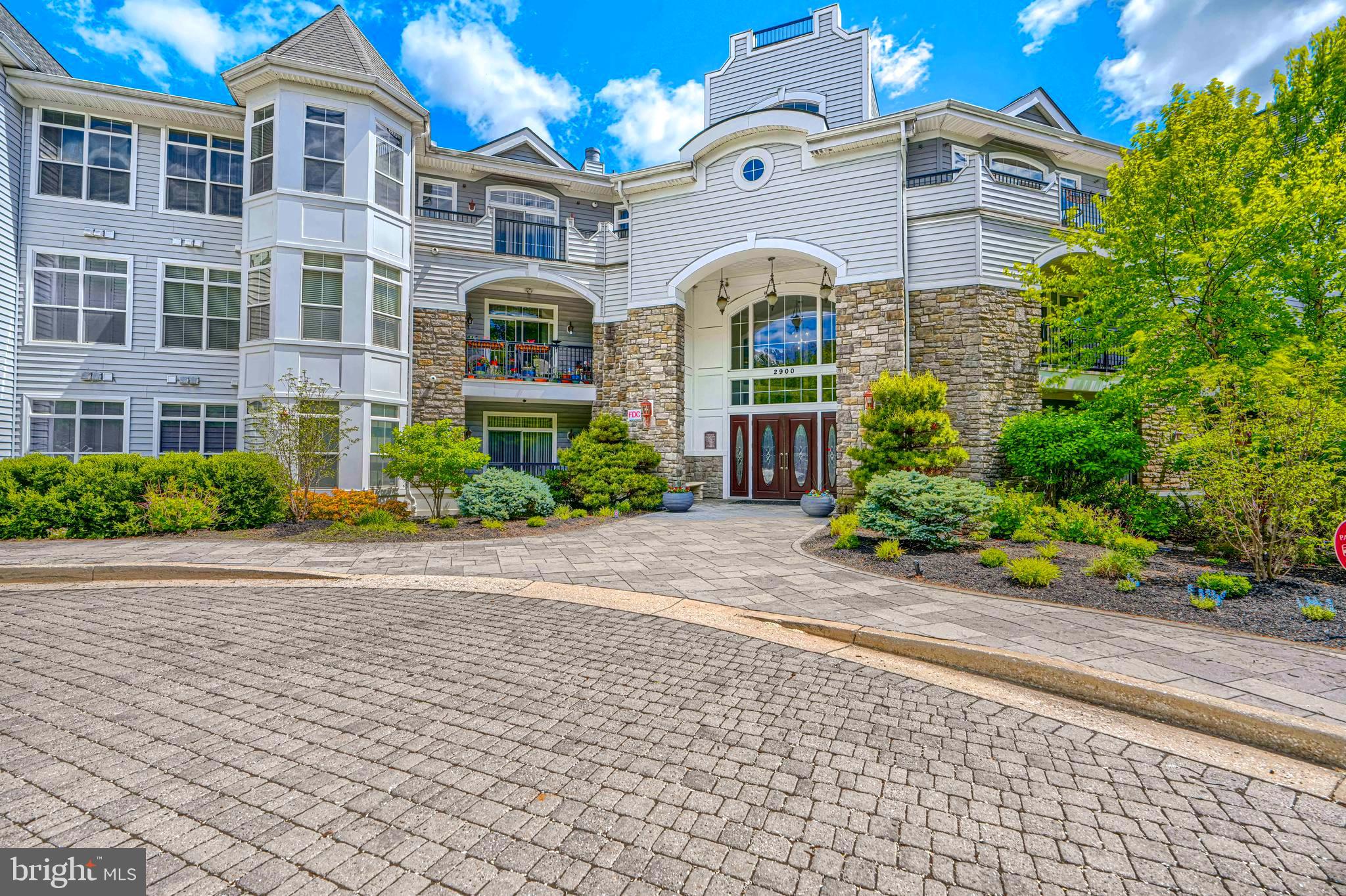 THE BLUFFS AT QUARRY LAKE - Residential