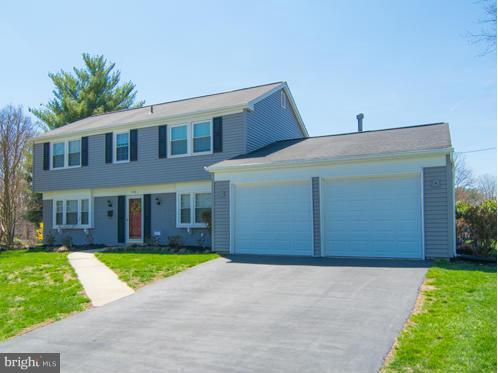 Gorgeous Colonial has been updated from the inside out - live in the land of perfect! The entire outside of the home has been re-sided, which makes for great curb appeal for this corner lot home. Inside the kitchen has been remodeled with beautiful granite counters and stainless steel appliances. Easy DC commute! Walk to school. Pointer Ridge Pool!