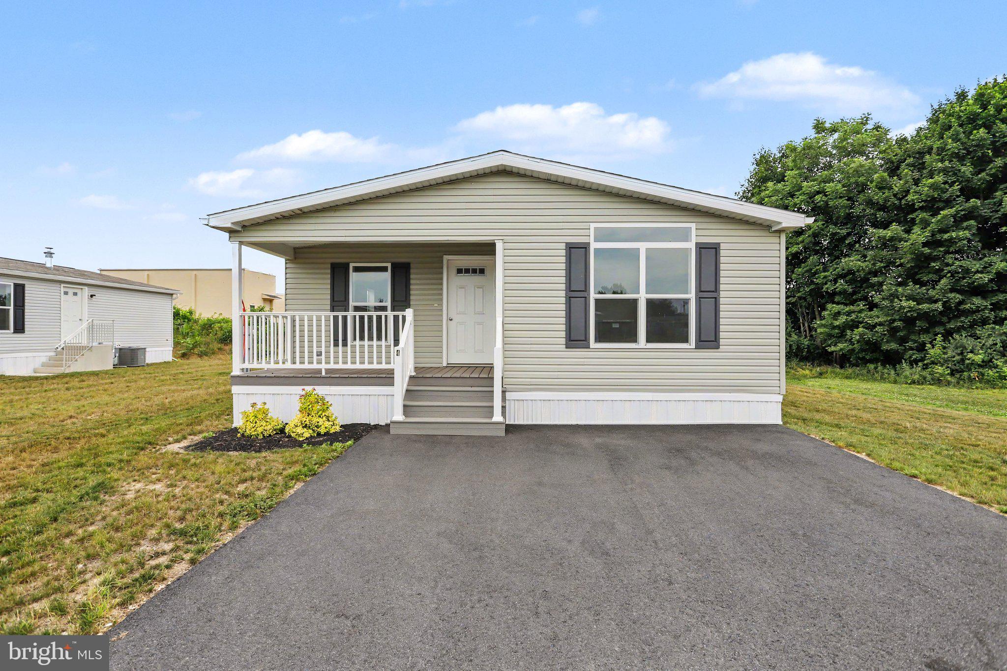 SHADOWSTONE VILLAGE - Residential