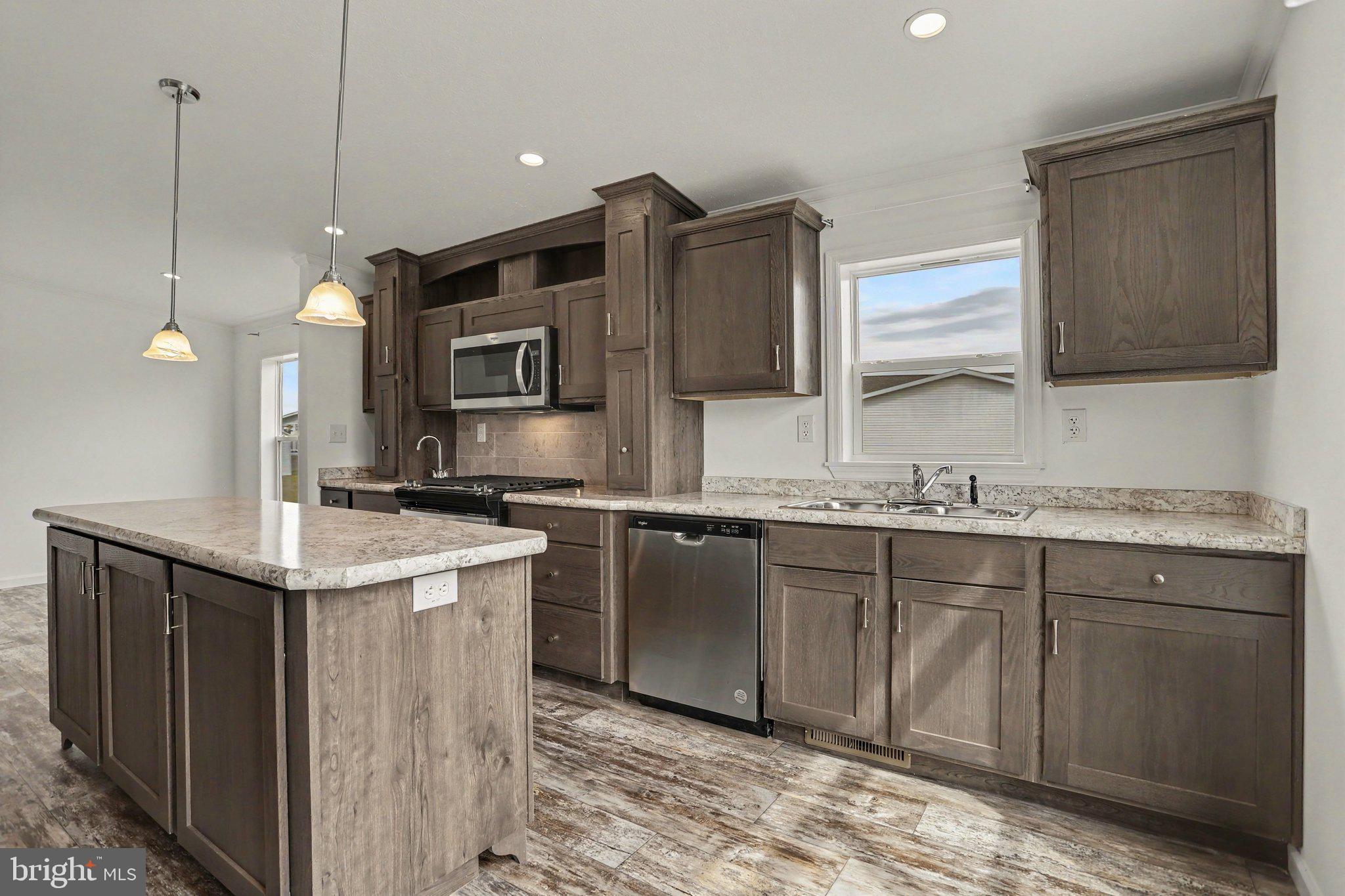 SHADOWSTONE VILLAGE - Residential