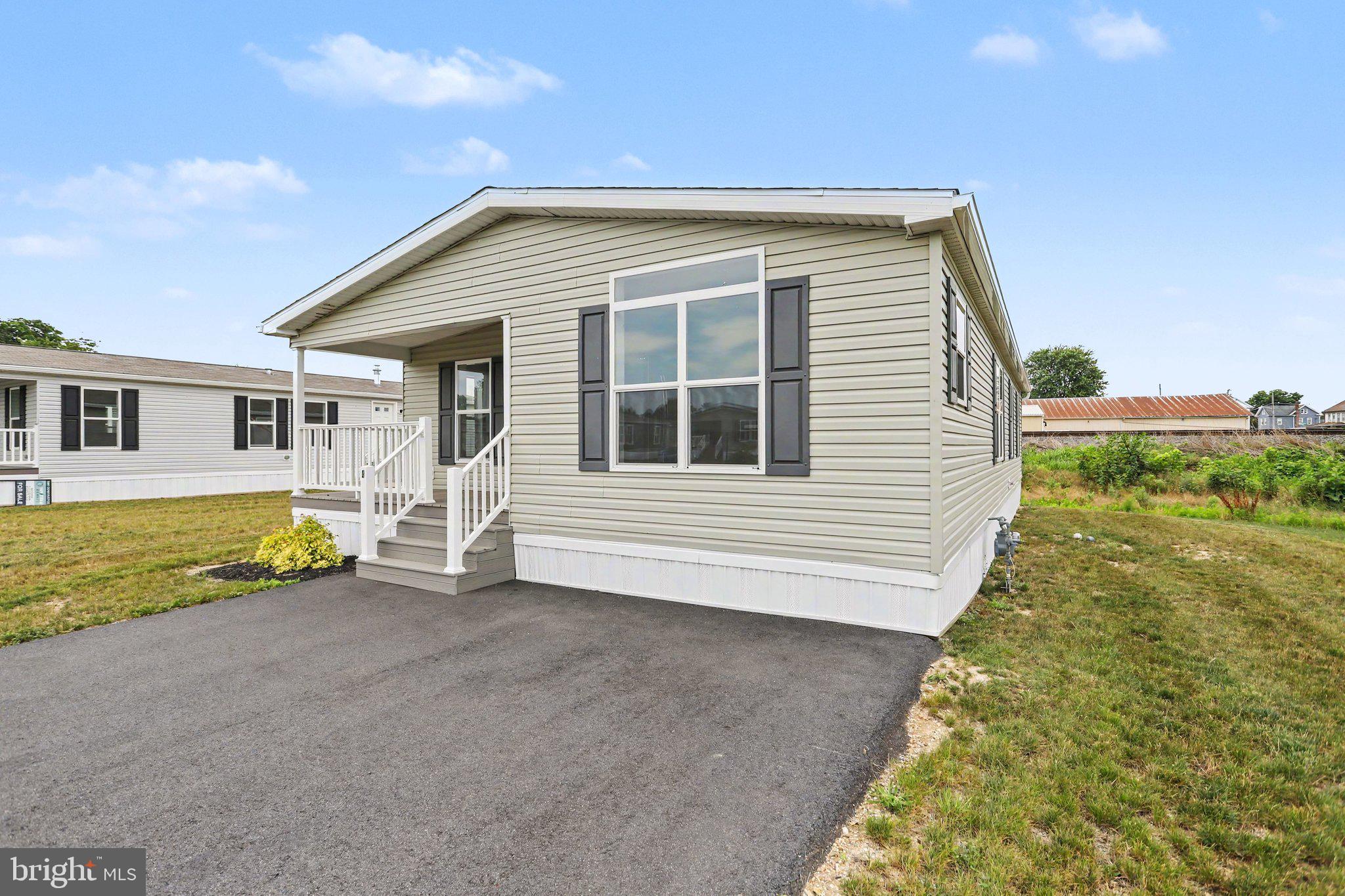 SHADOWSTONE VILLAGE - Residential