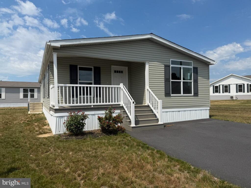 SHADOWSTONE VILLAGE - Residential