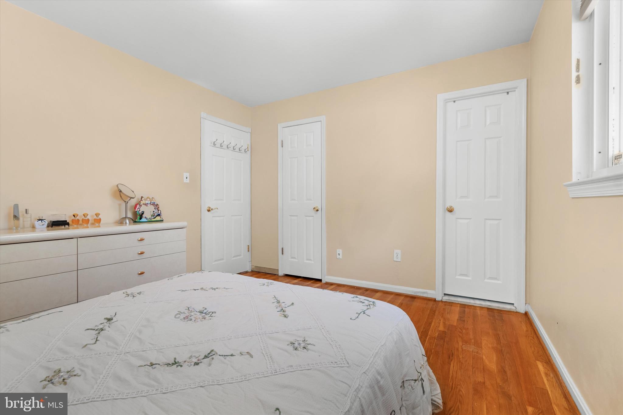 WEST SPRINGFIELD VILLAGE - Residential