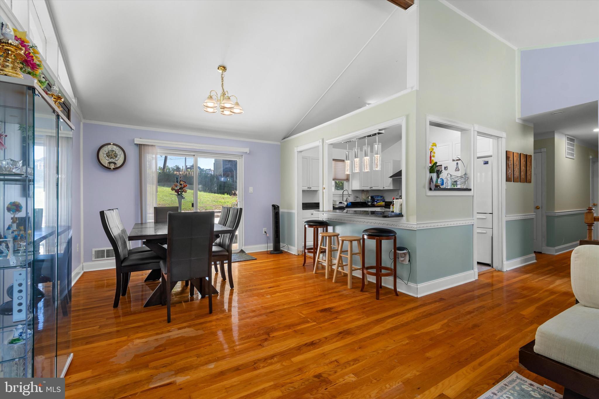 WEST SPRINGFIELD VILLAGE - Residential