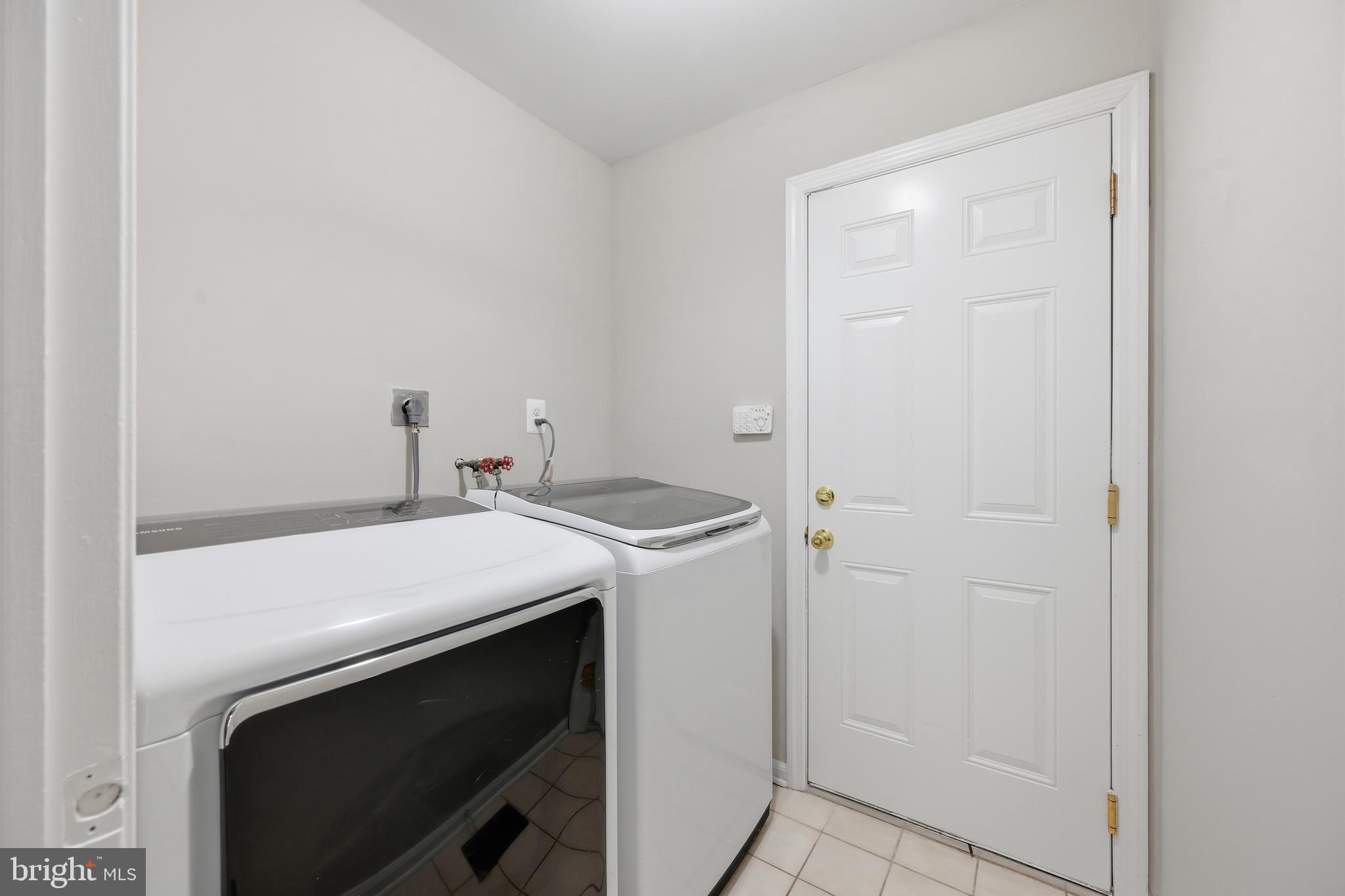 RUNNING BROOK - Residential