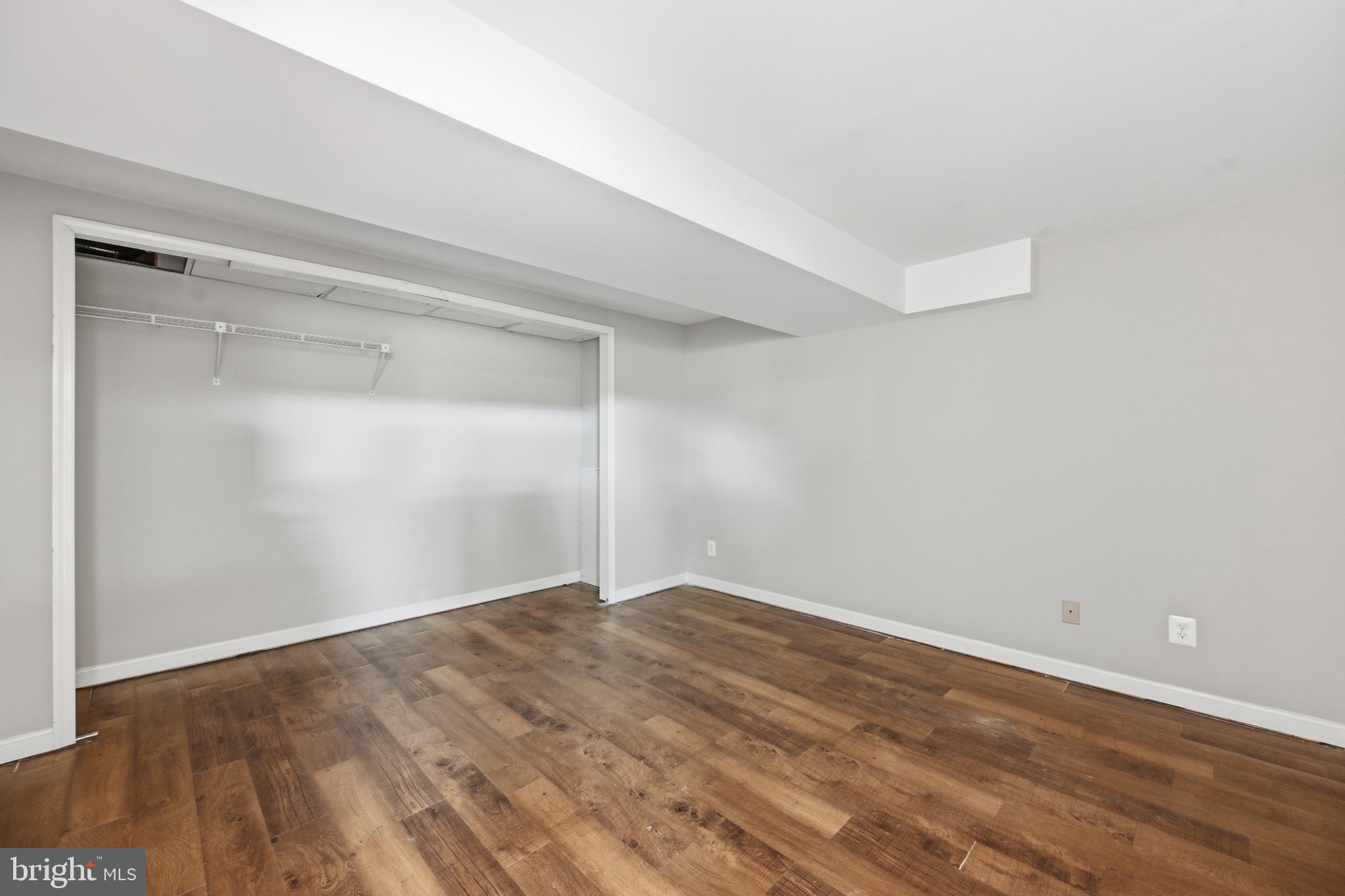 RUNNING BROOK - Residential