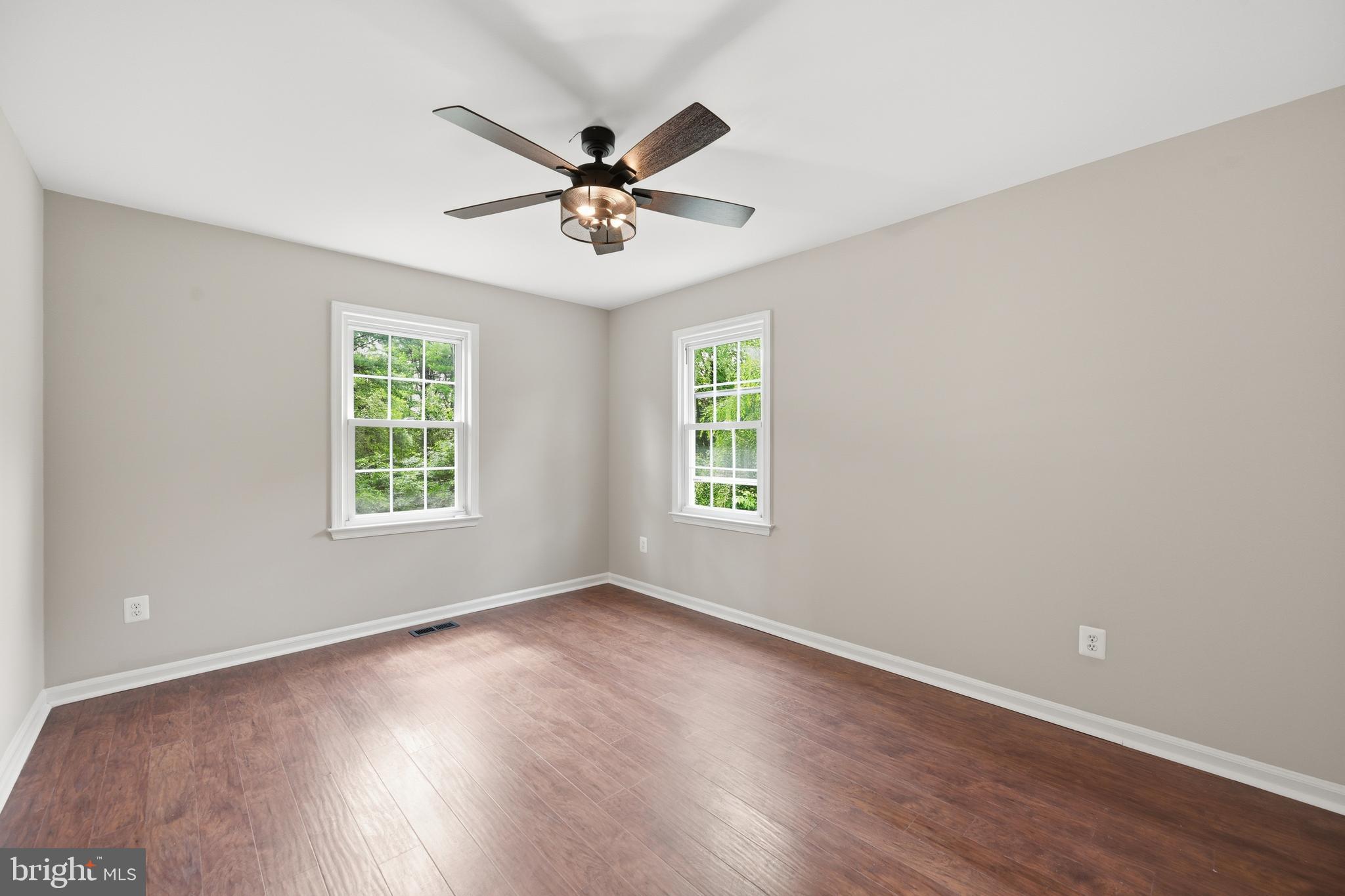 RUNNING BROOK - Residential