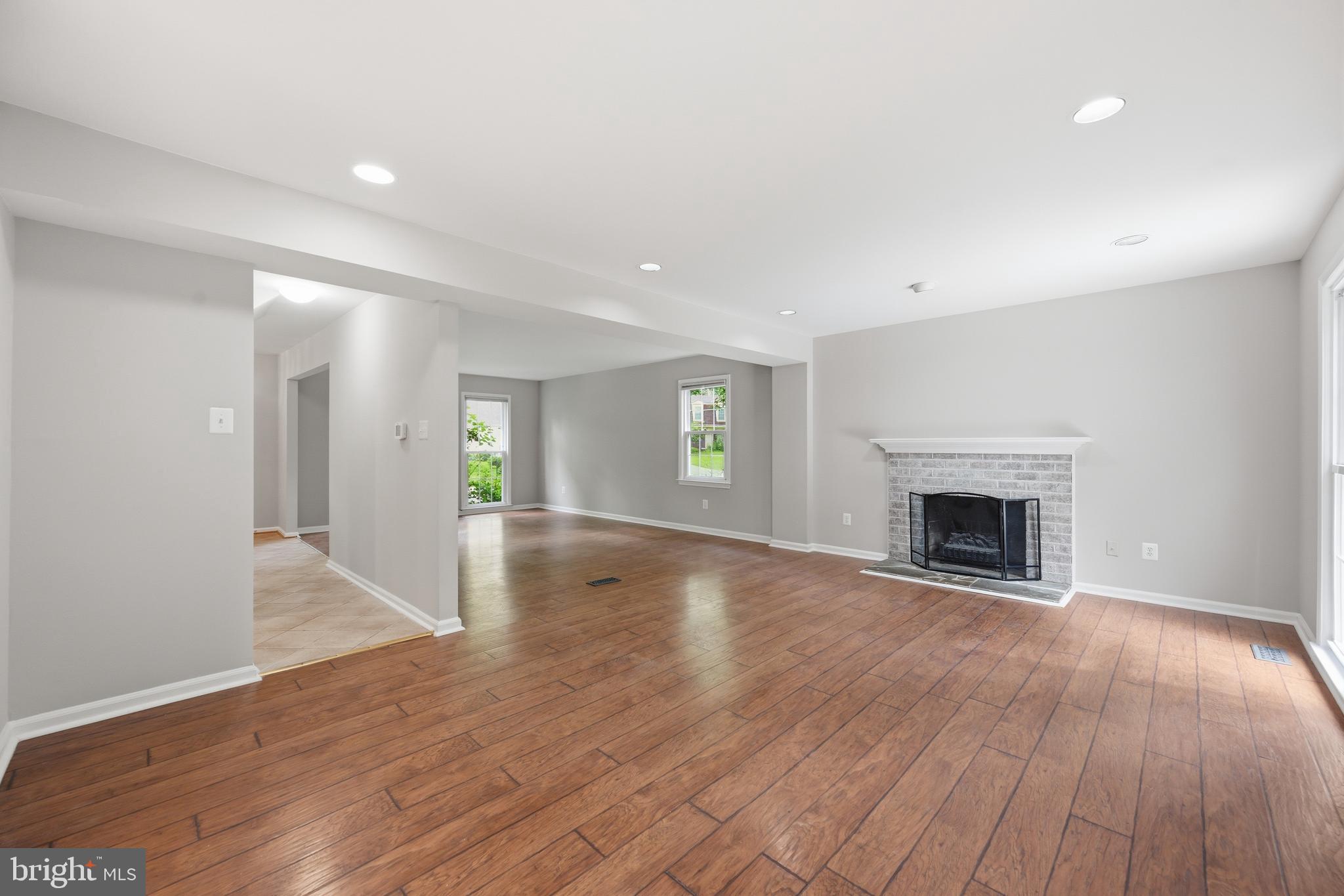 RUNNING BROOK - Residential