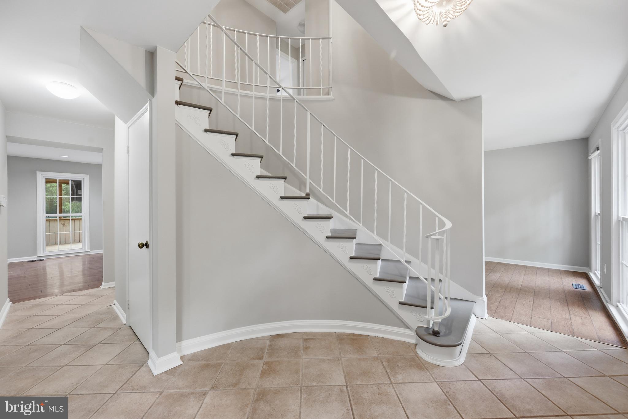 RUNNING BROOK - Residential