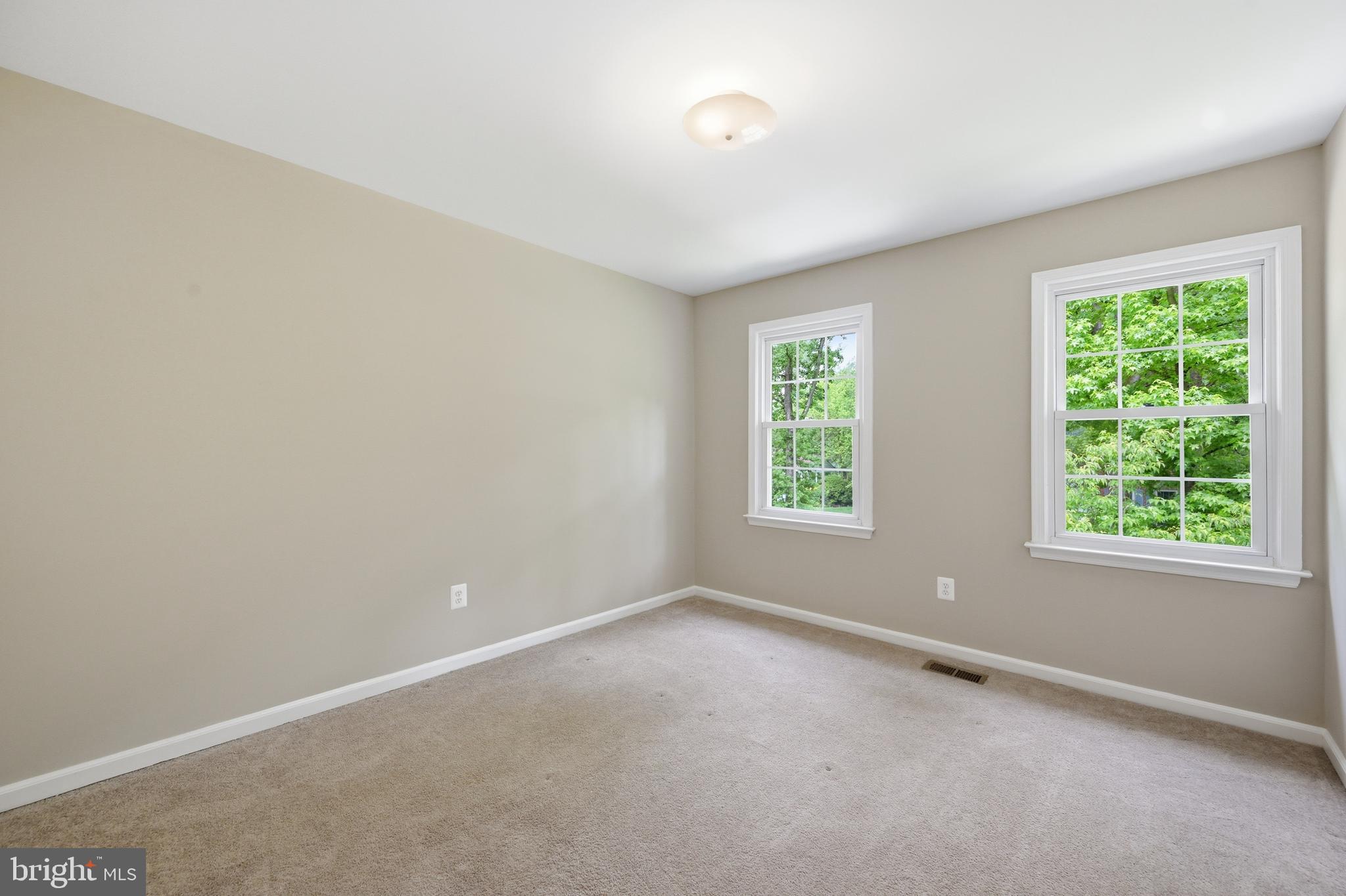 RUNNING BROOK - Residential