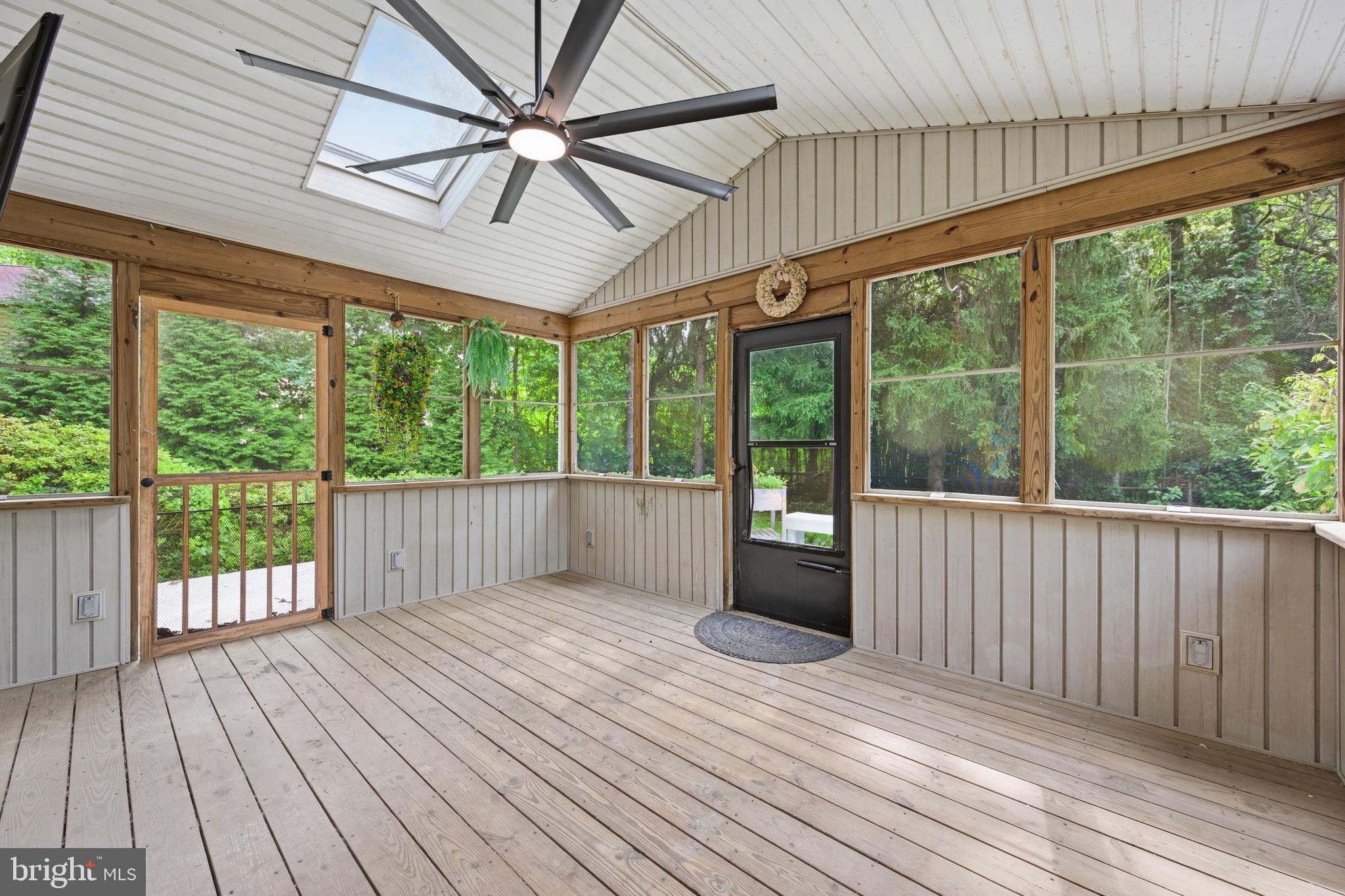 RUNNING BROOK - Residential