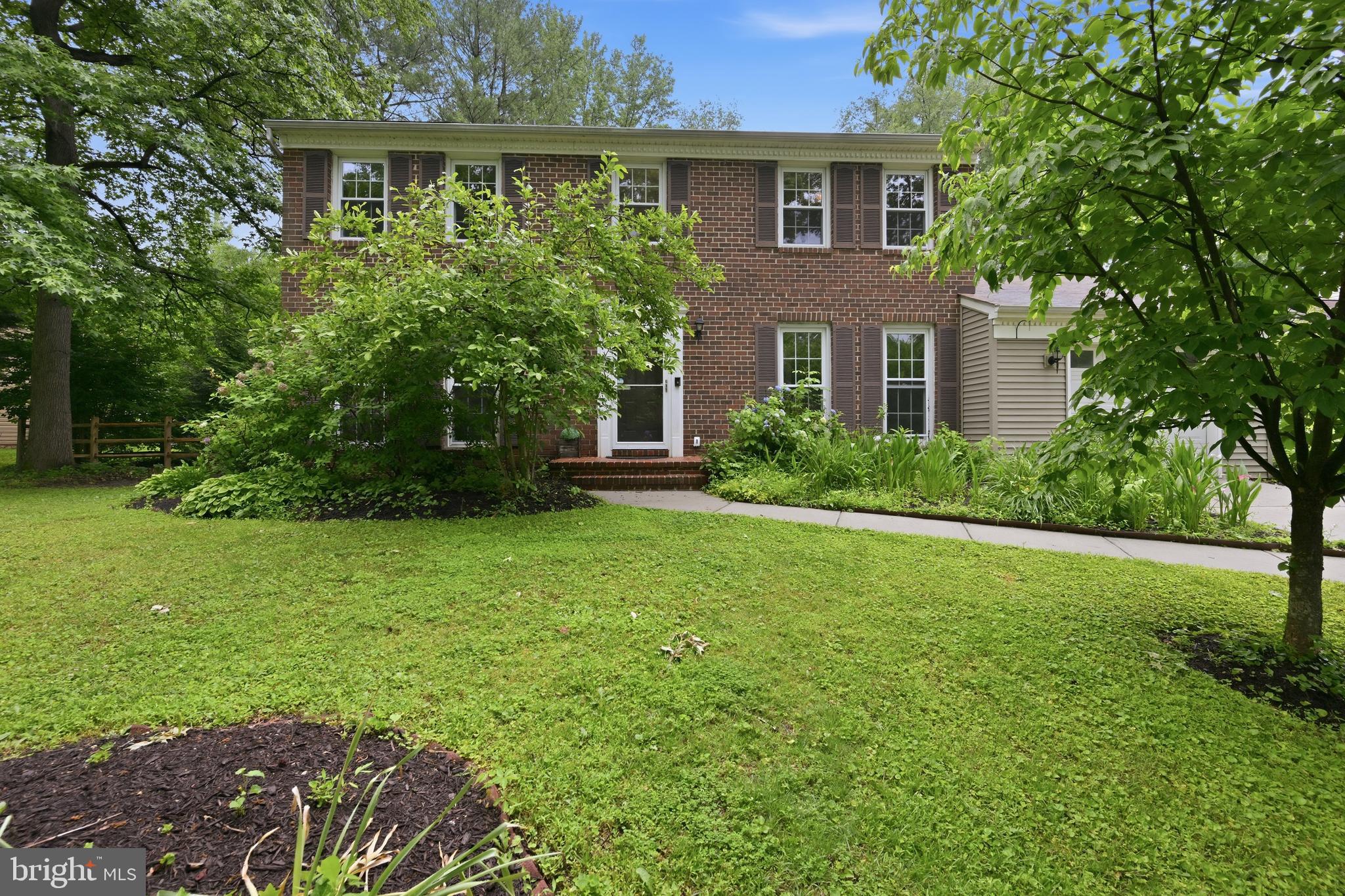 RUNNING BROOK - Residential
