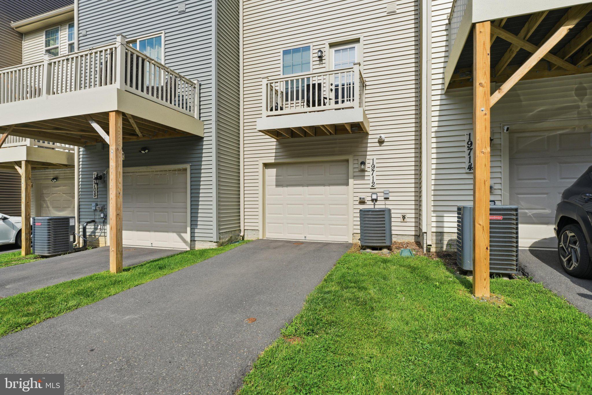 MONTGOMERY VILLAGE - Residential