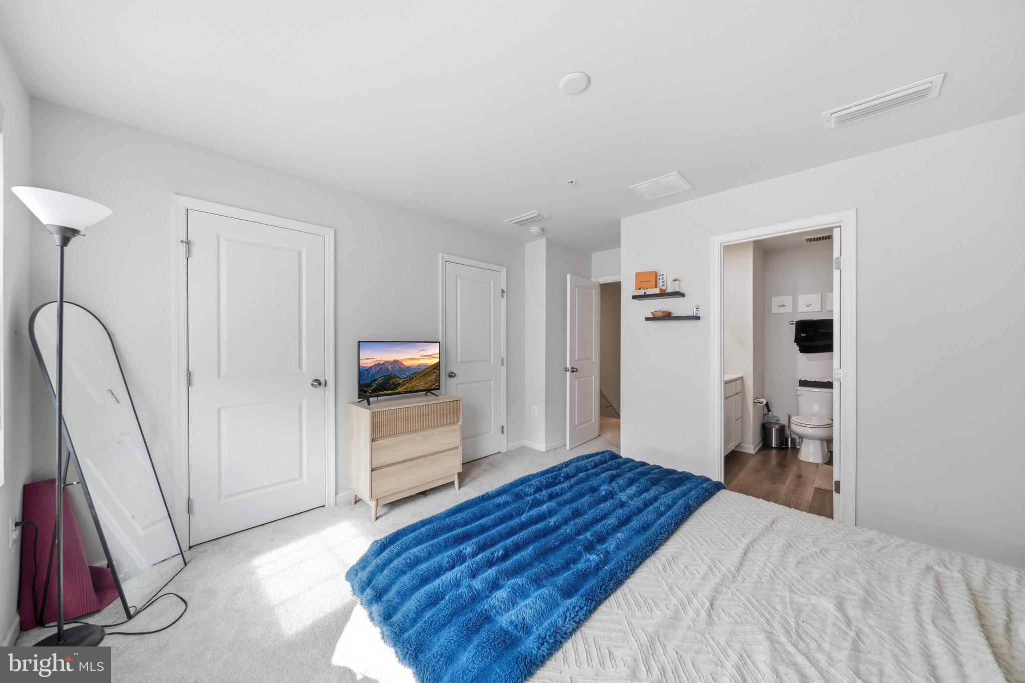MONTGOMERY VILLAGE - Residential