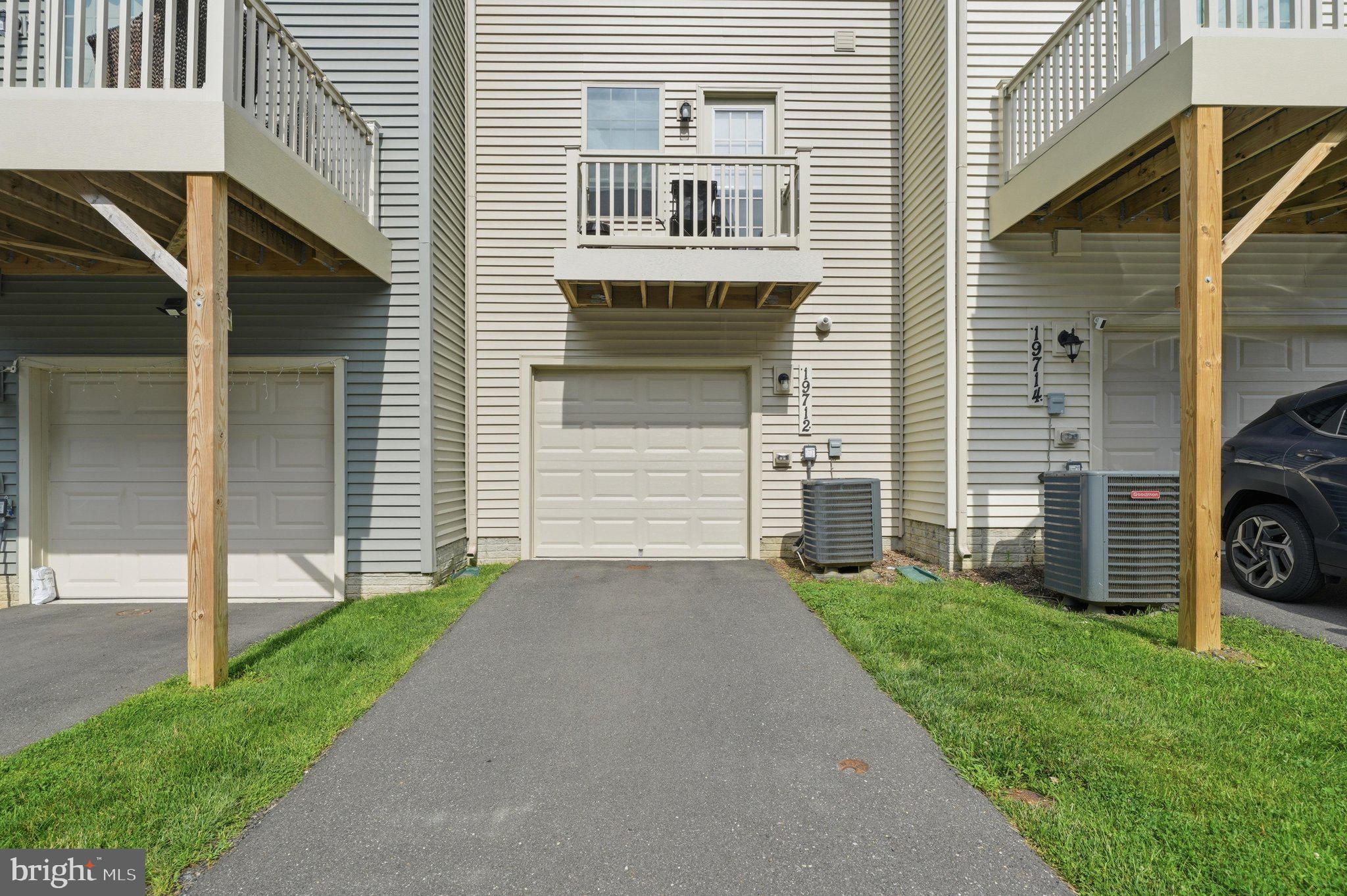 MONTGOMERY VILLAGE - Residential