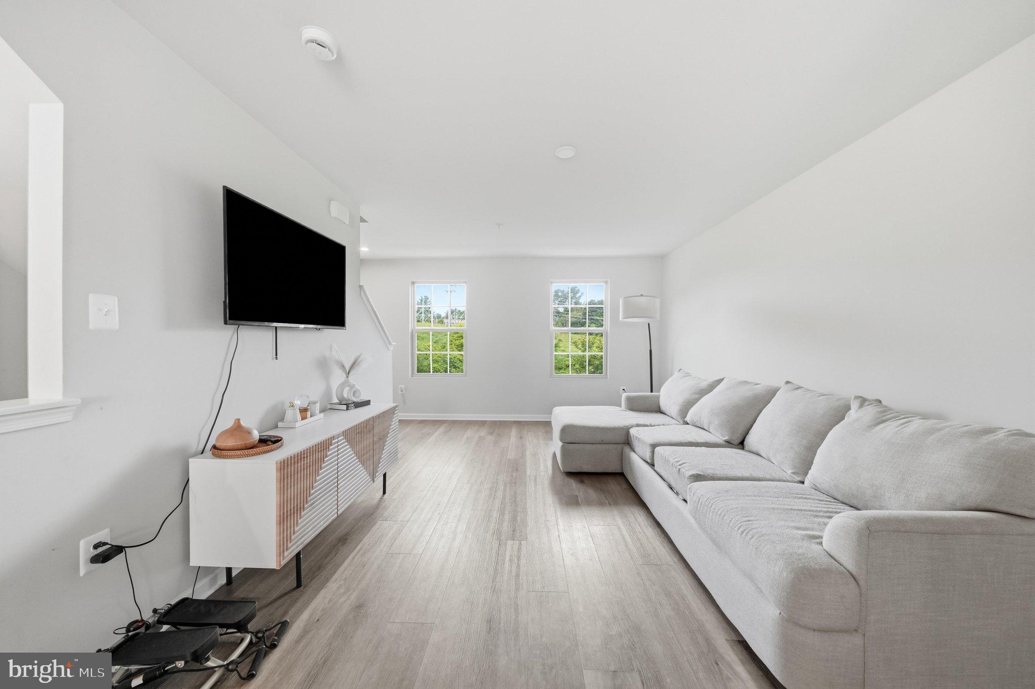 MONTGOMERY VILLAGE - Residential