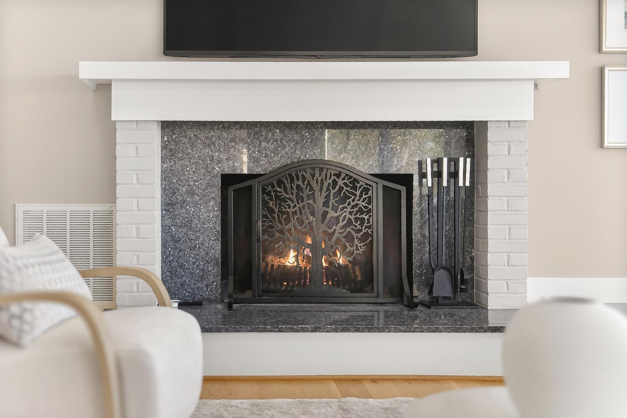 HALLOWING POINT RIVER ESTATES - Residential