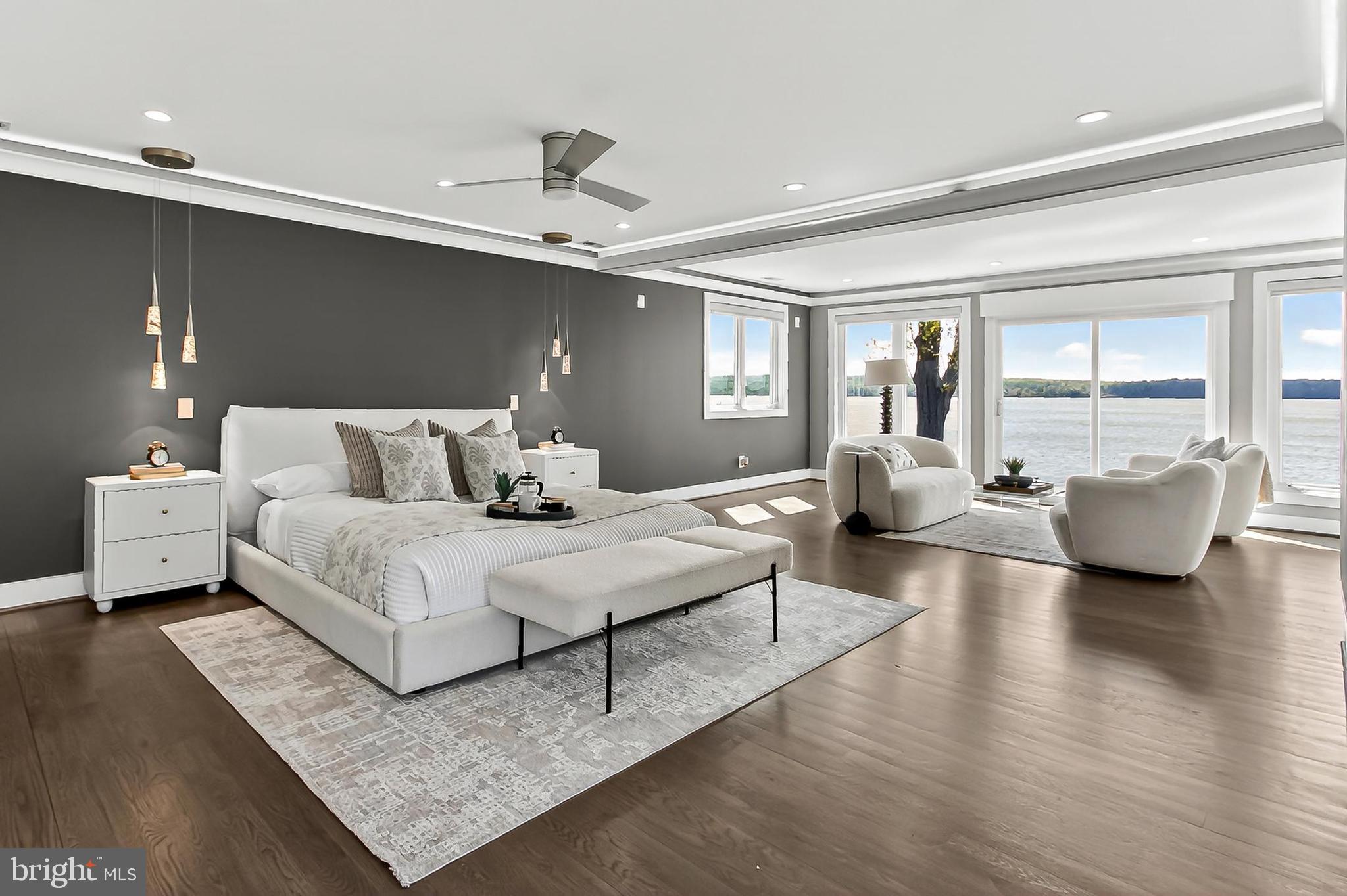 HALLOWING POINT RIVER ESTATES - Residential
