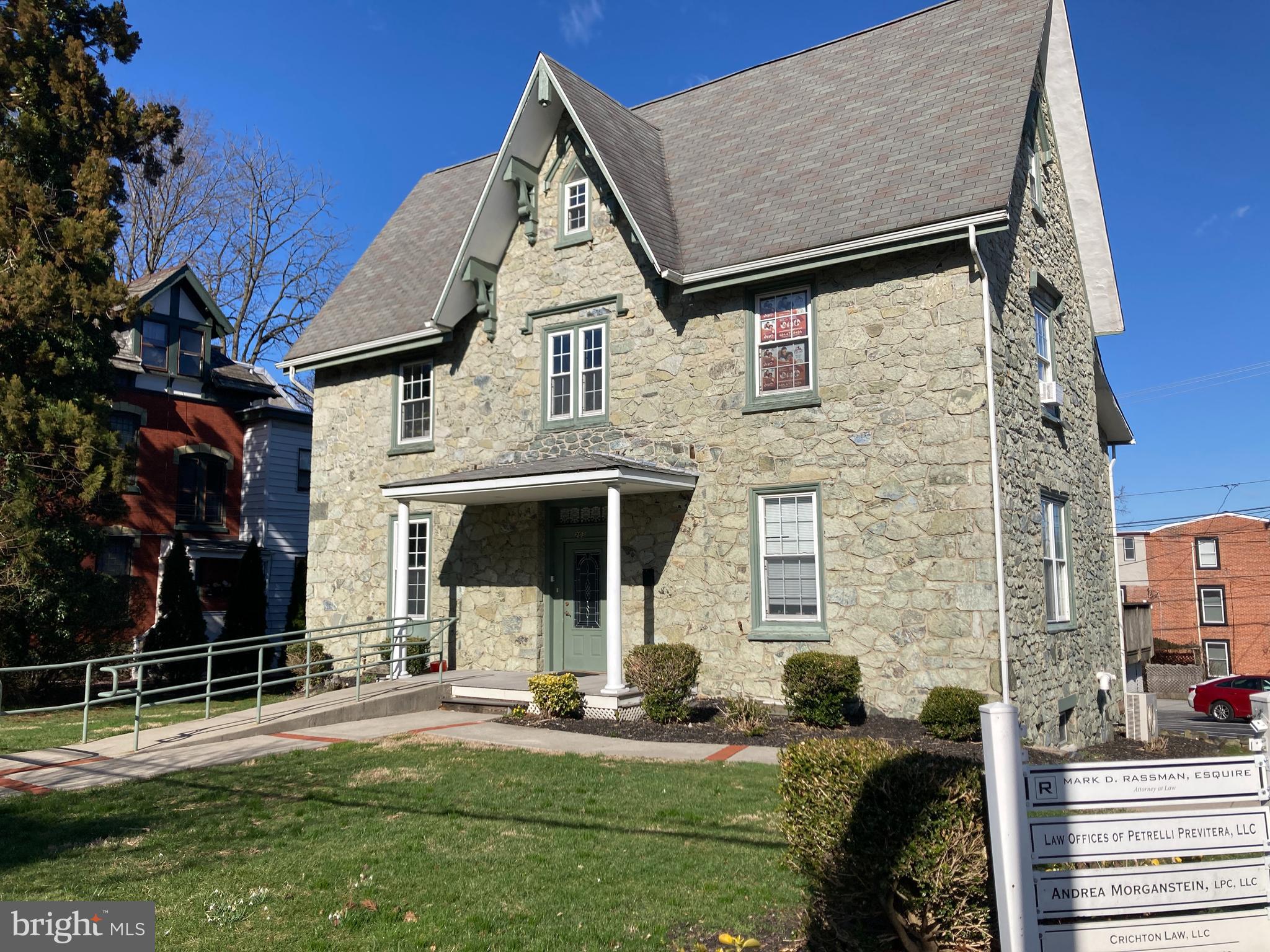Office suites available for lease. Located in downtown West Chester, within walking distance to the Chester County Courthouse and close to major roadways such as routes 202 and 322. A communal kitchenette is on the first floor. Free on-street parking available.

1st Floor 1 offices totaling  approx 110 sq. ft. -  $425/month plus utilities.