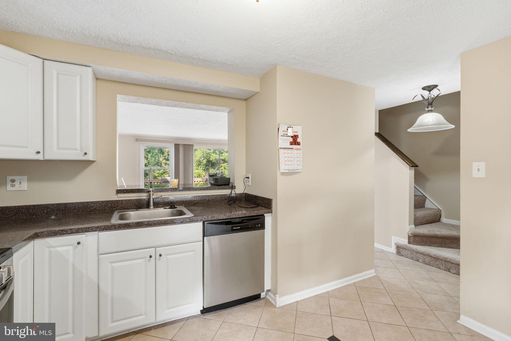 GLEN OAKS - Residential