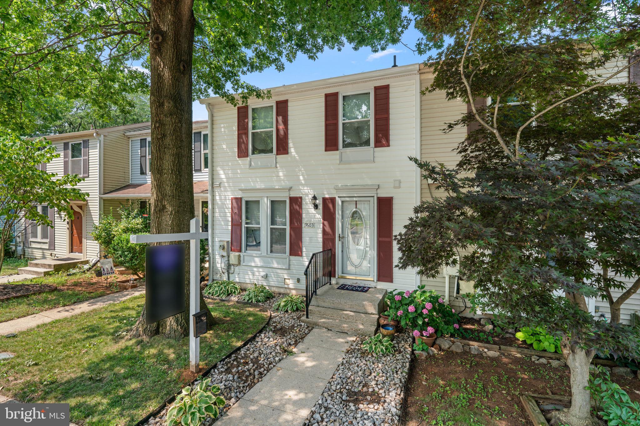 GLEN OAKS - Residential