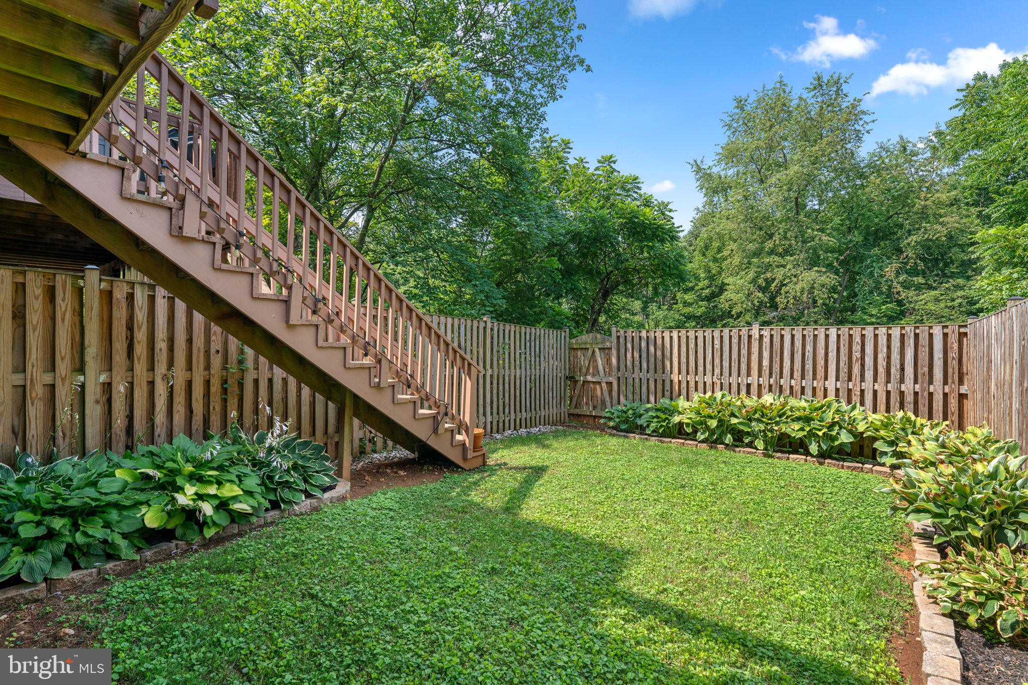 GLEN OAKS - Residential
