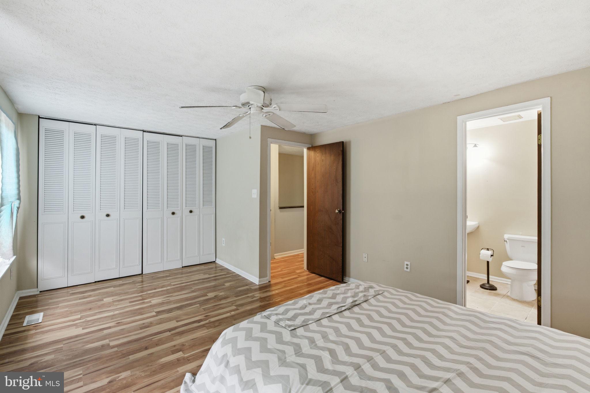 GLEN OAKS - Residential