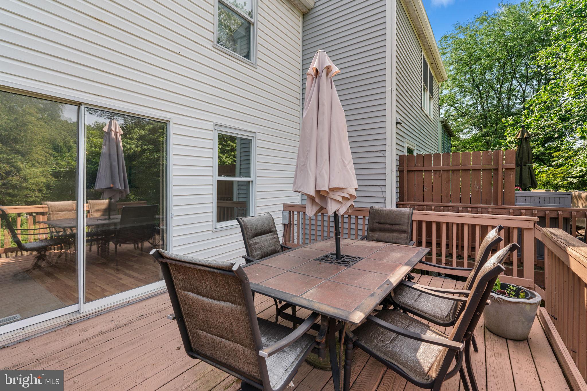 GLEN OAKS - Residential