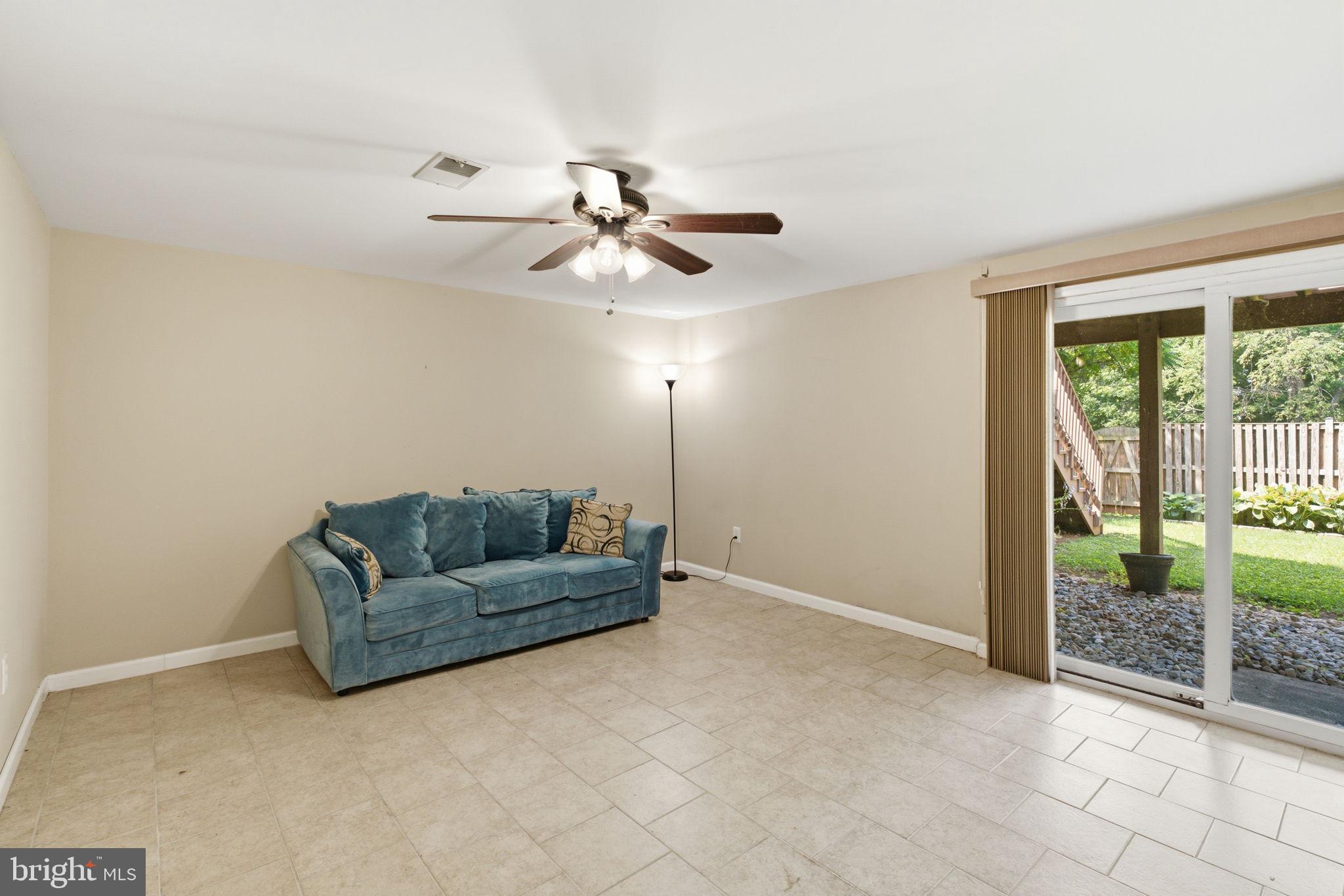 GLEN OAKS - Residential