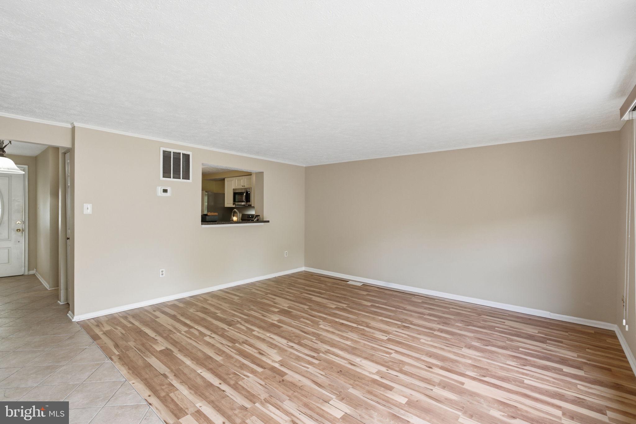 GLEN OAKS - Residential