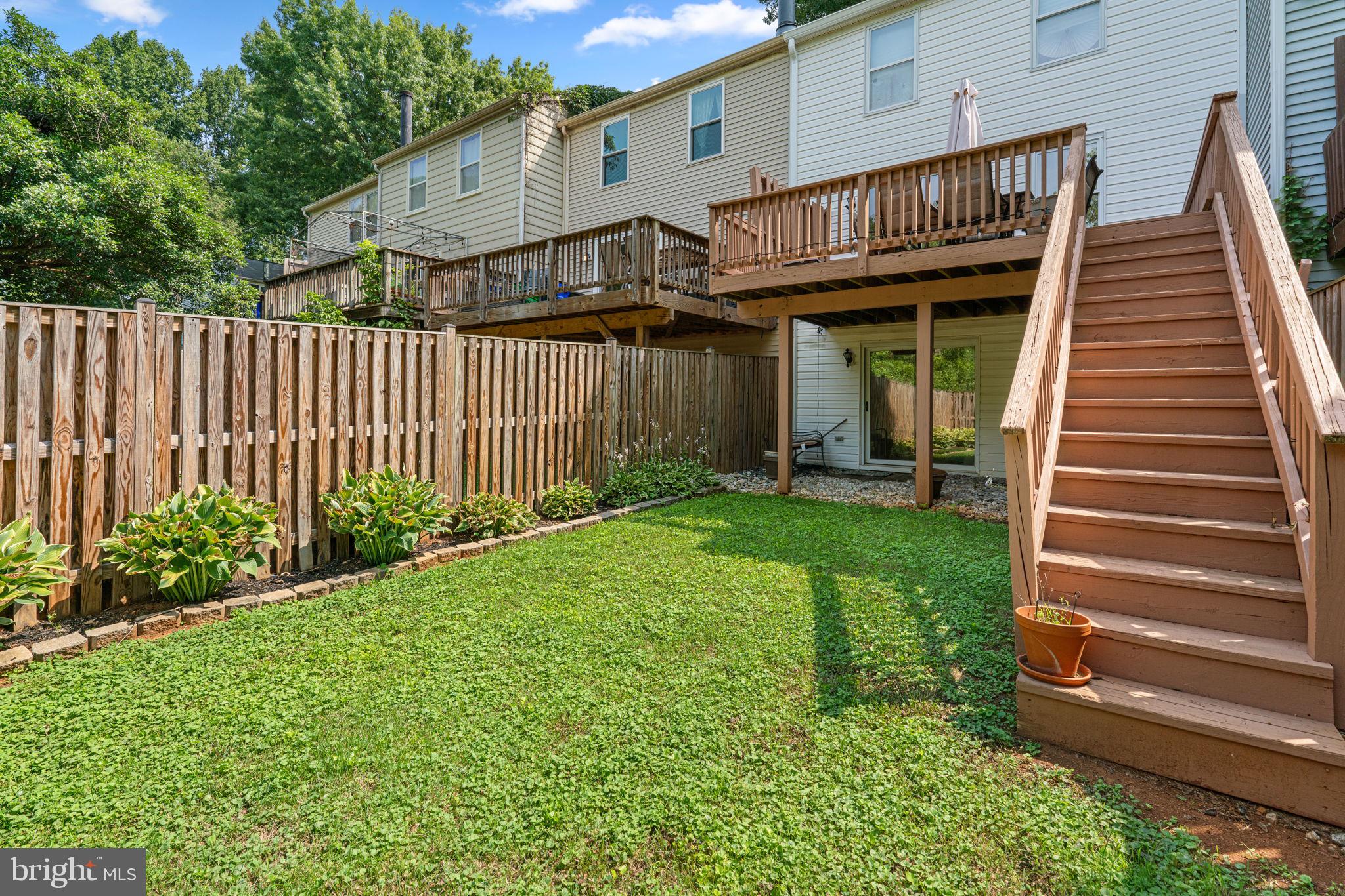 GLEN OAKS - Residential