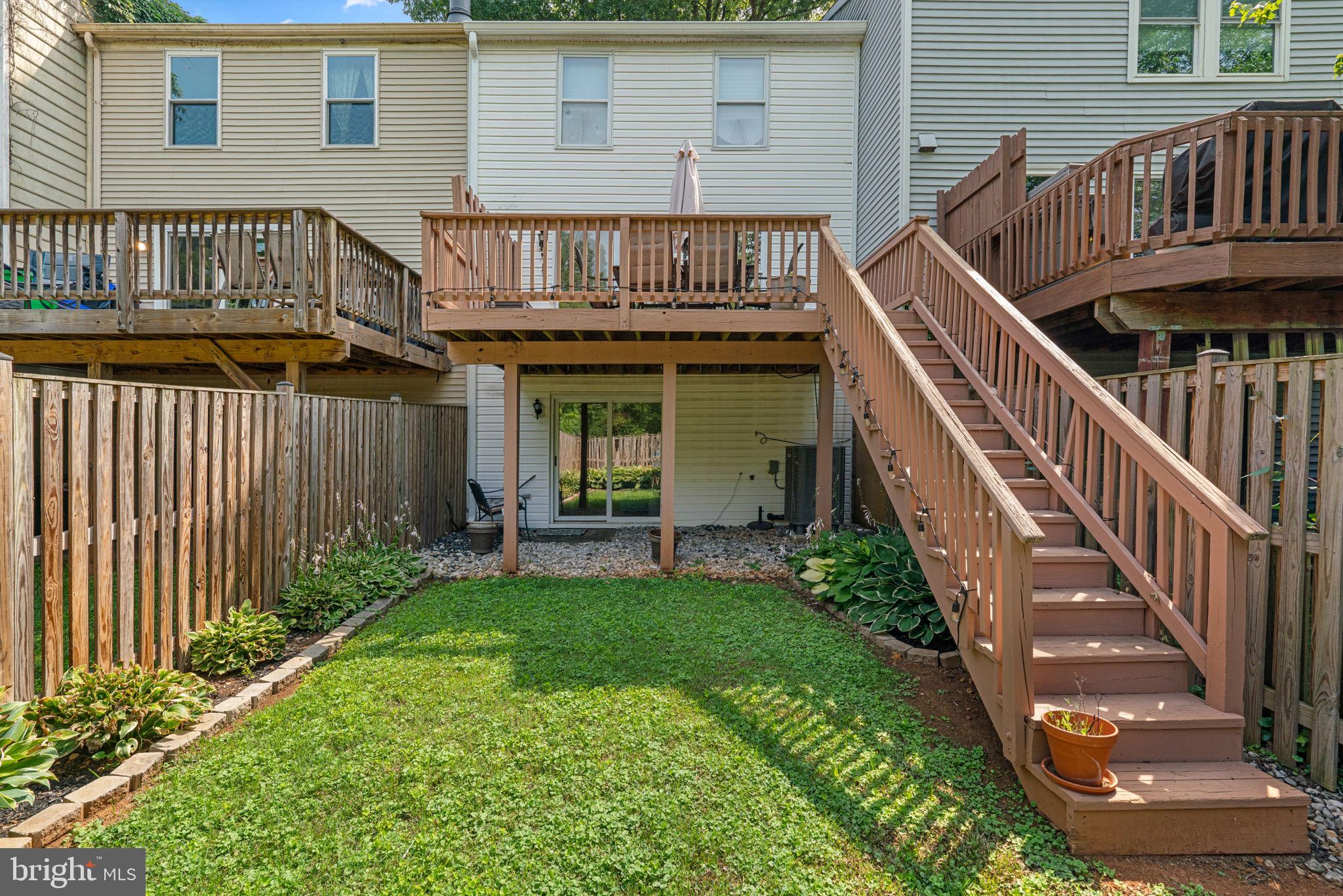 GLEN OAKS - Residential