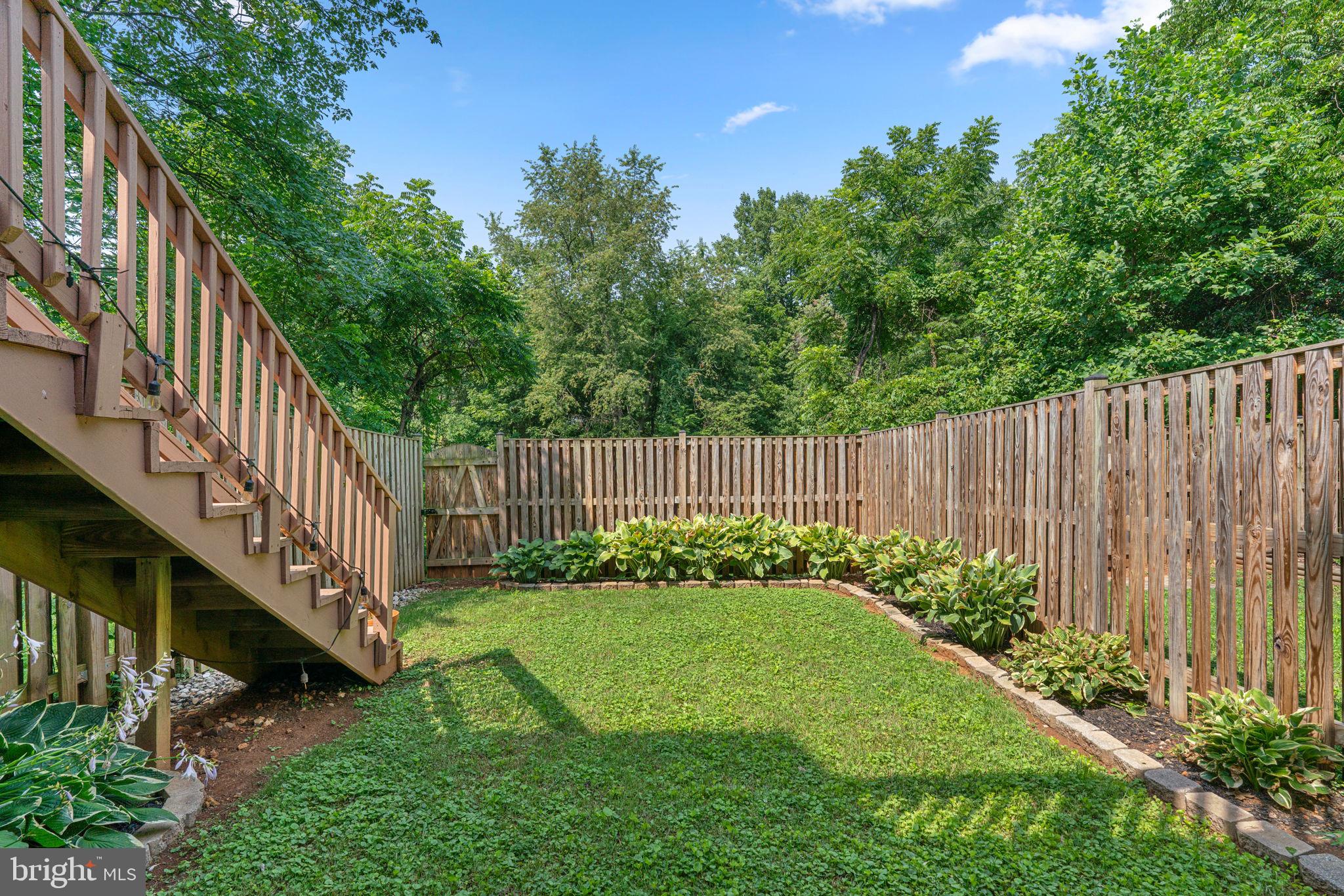 GLEN OAKS - Residential