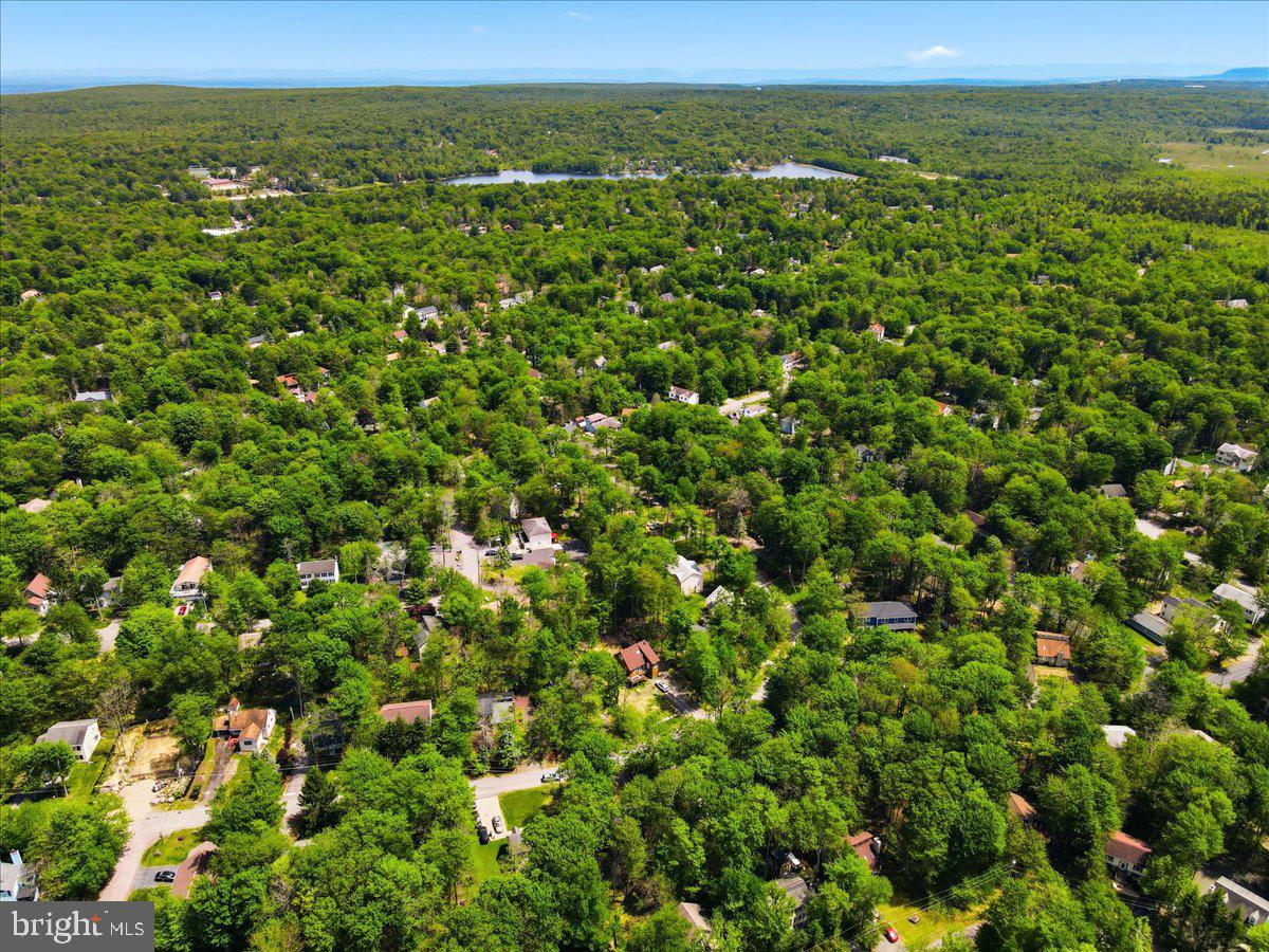 POCONO COUNTRY PLACE - Residential