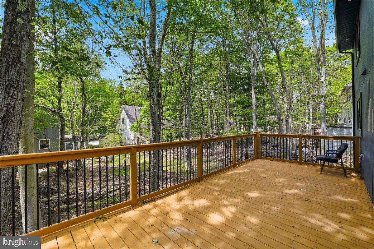 POCONO COUNTRY PLACE - Residential