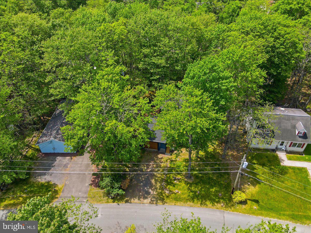 POCONO COUNTRY PLACE - Residential