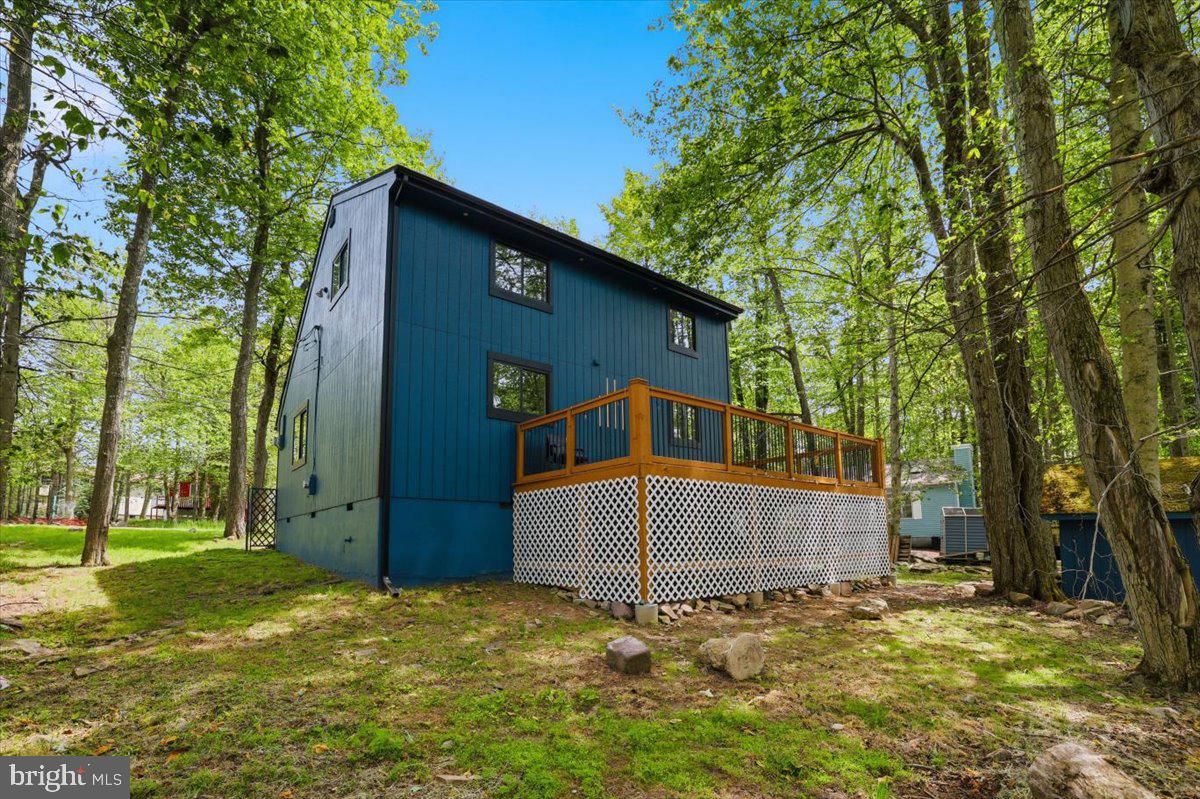 POCONO COUNTRY PLACE - Residential
