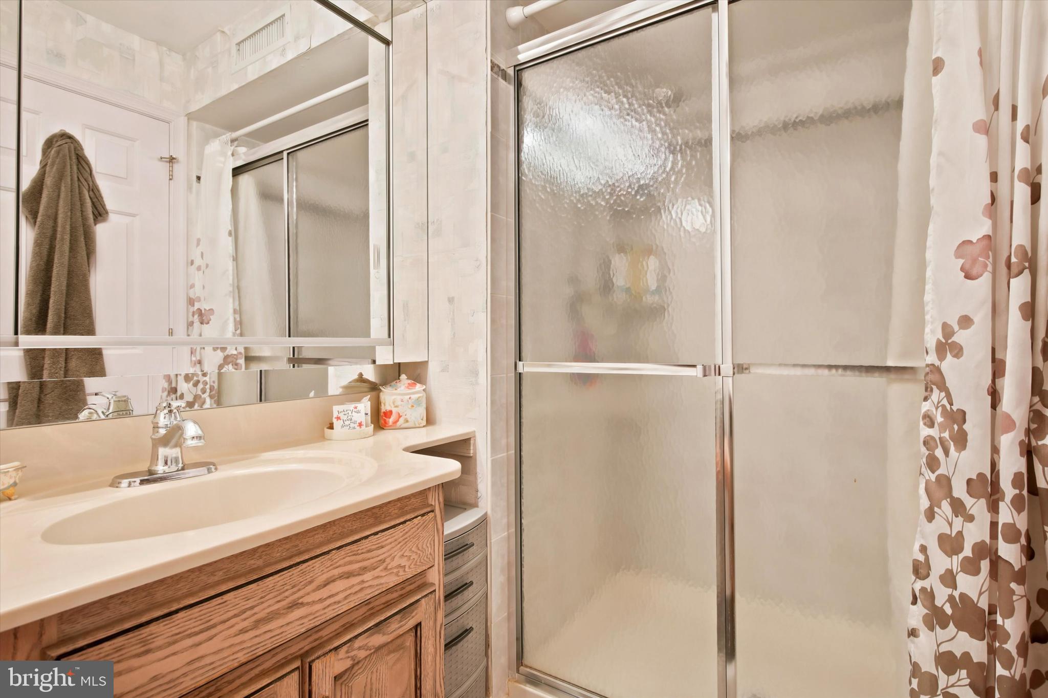 TURNBERRY - Residential