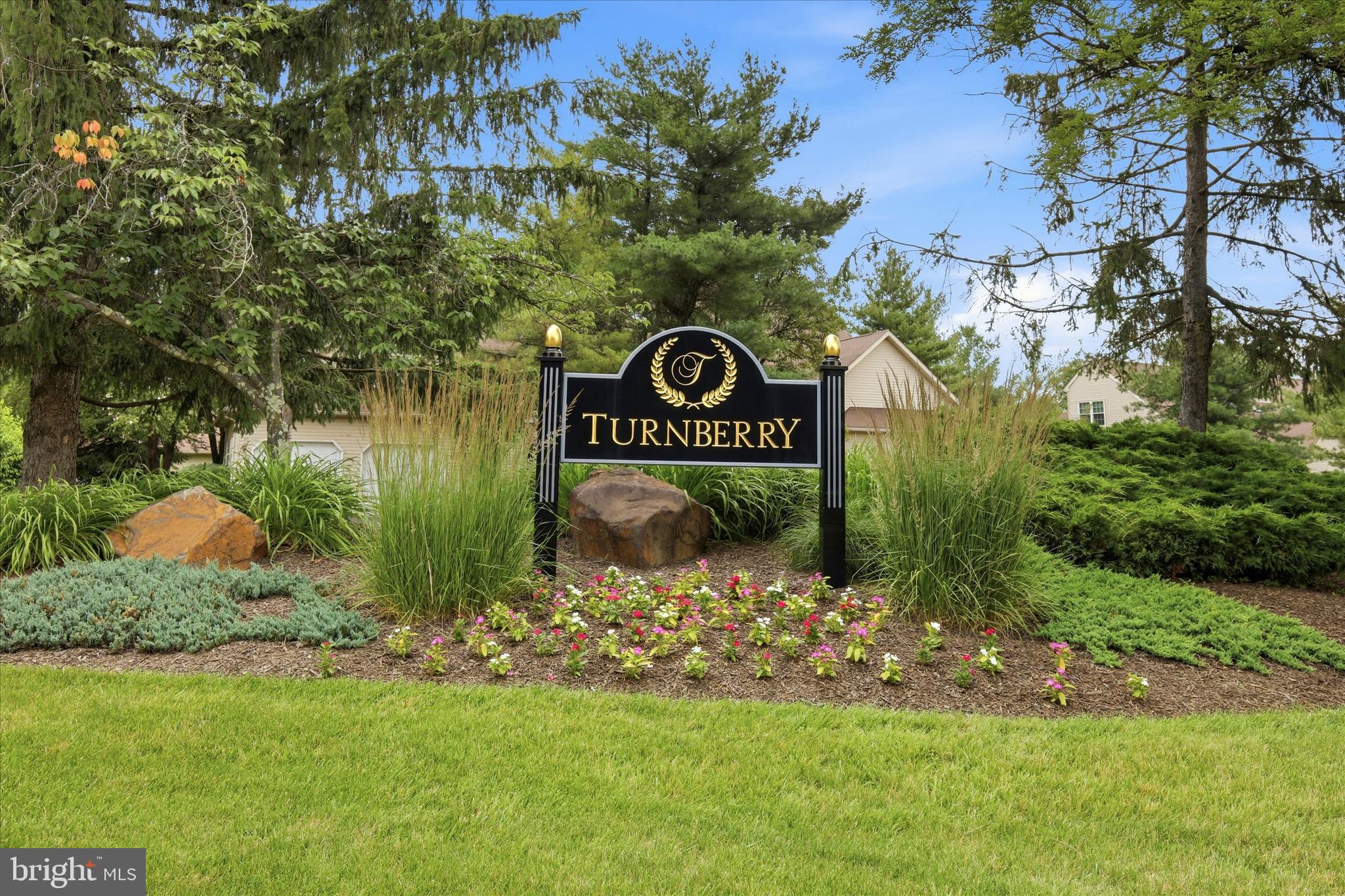 TURNBERRY - Residential