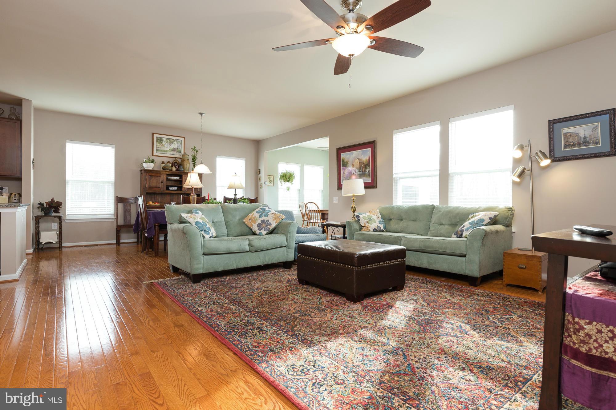 STAFFORD LAKES VILLAGE - Residential