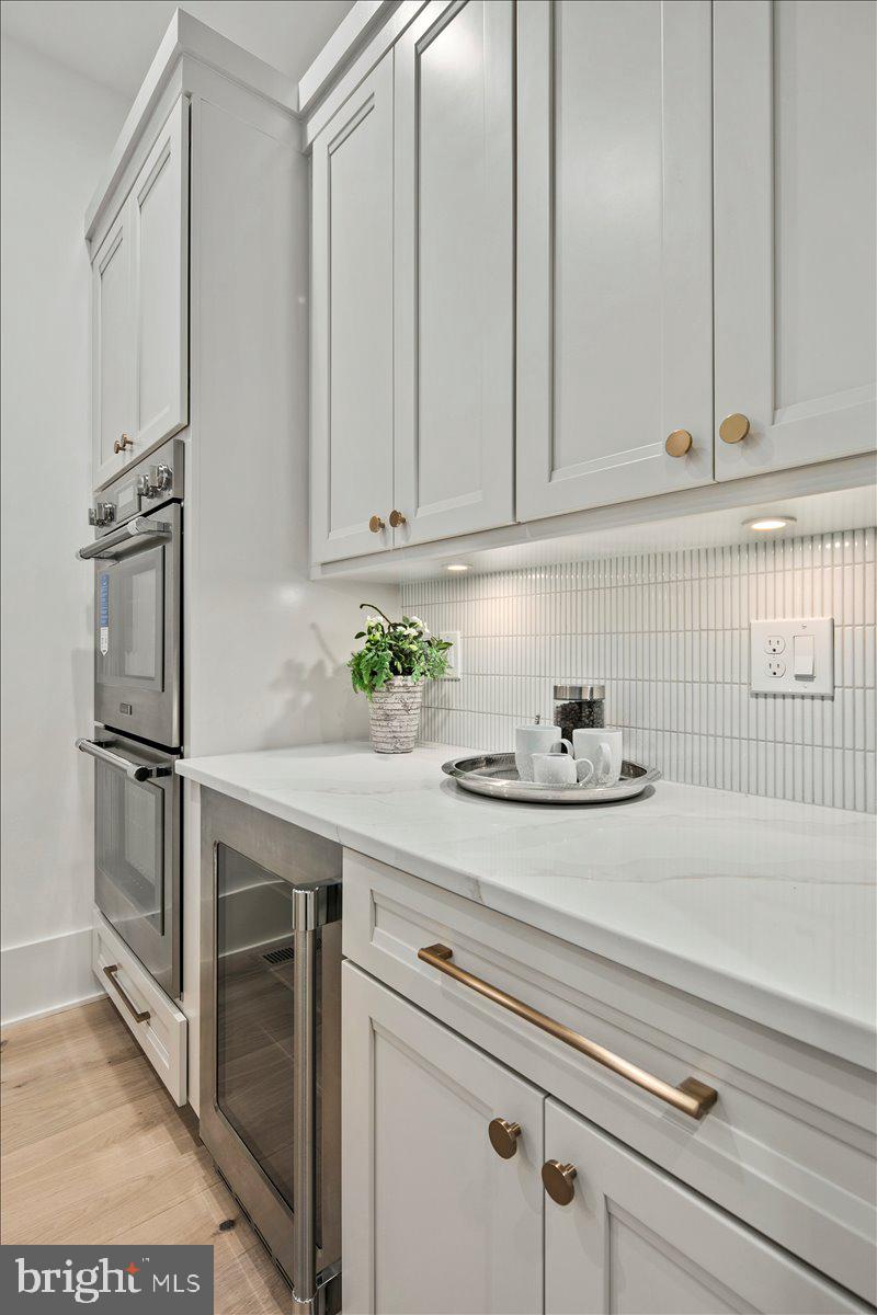 YORKTOWN - Residential